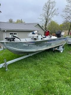 16' 1993 Grumman boat
