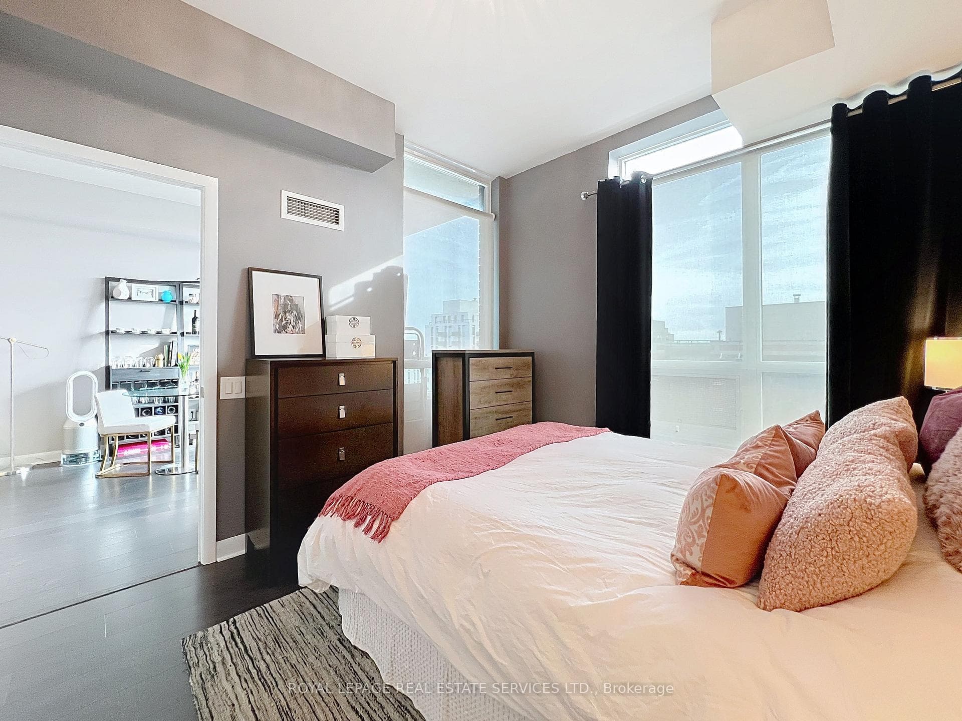 525 Wilson Avenue Unit 1010 photo 28
