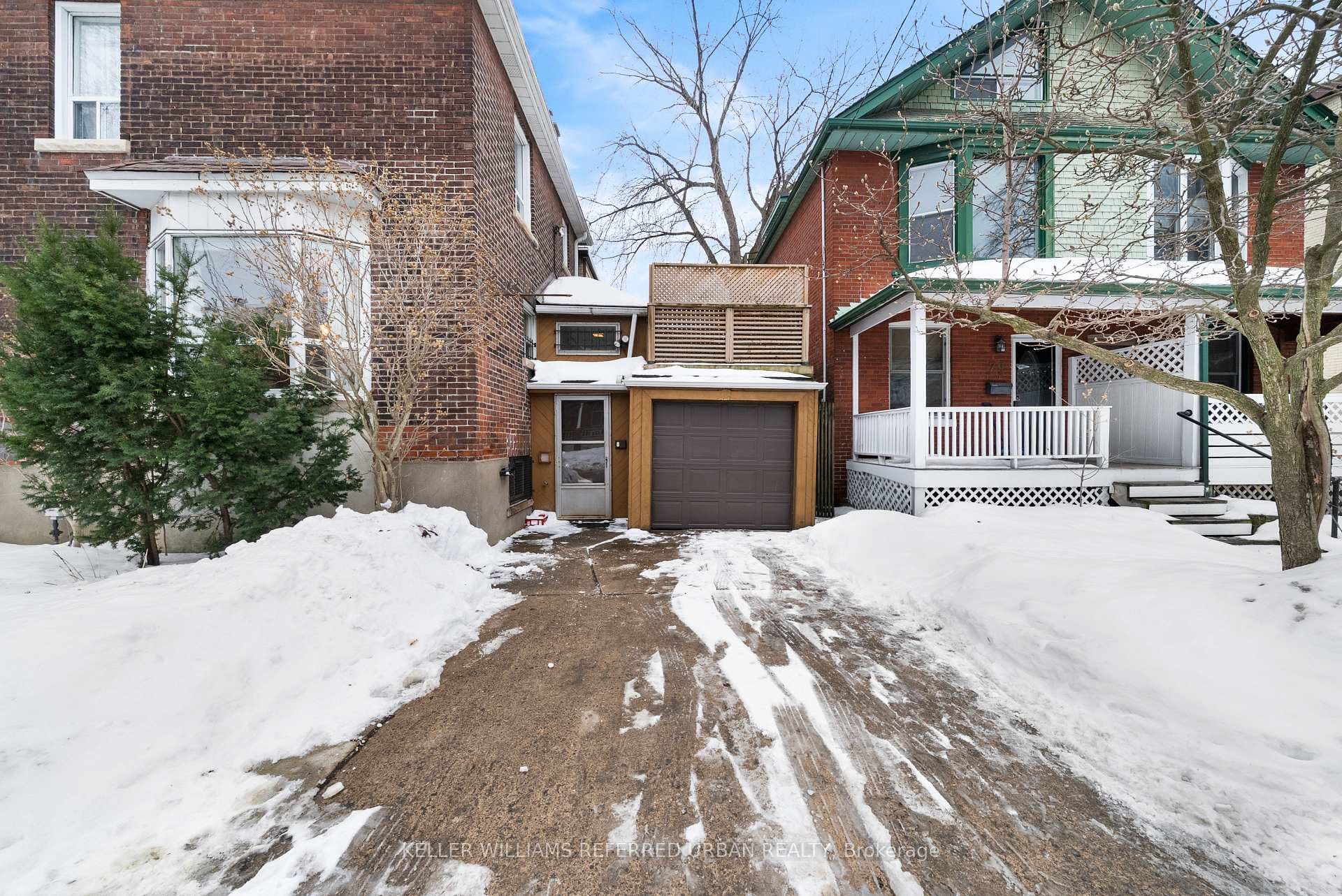 12 Cowan Avenue photo 32
