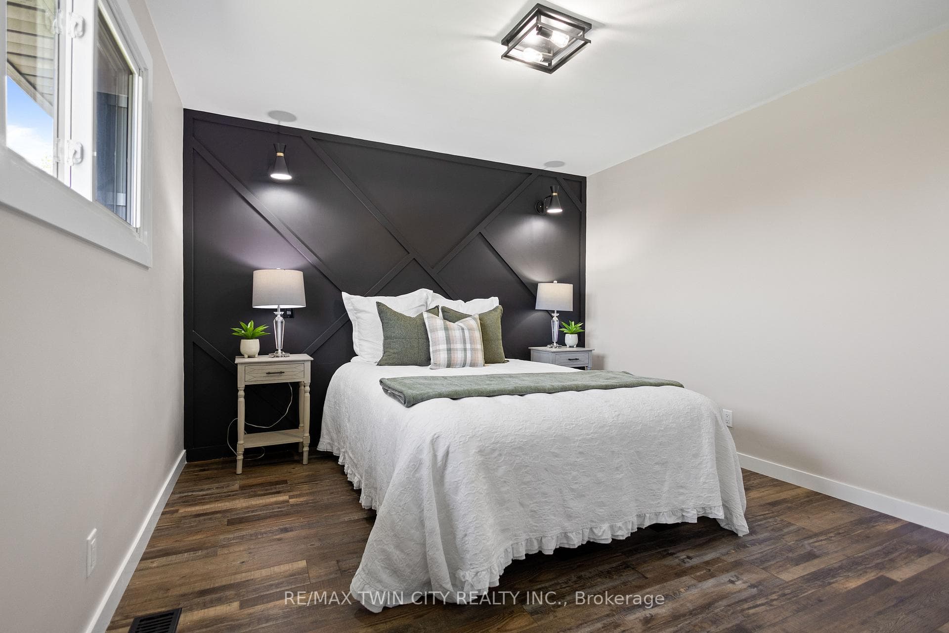 48 Linden Avenue photo 13