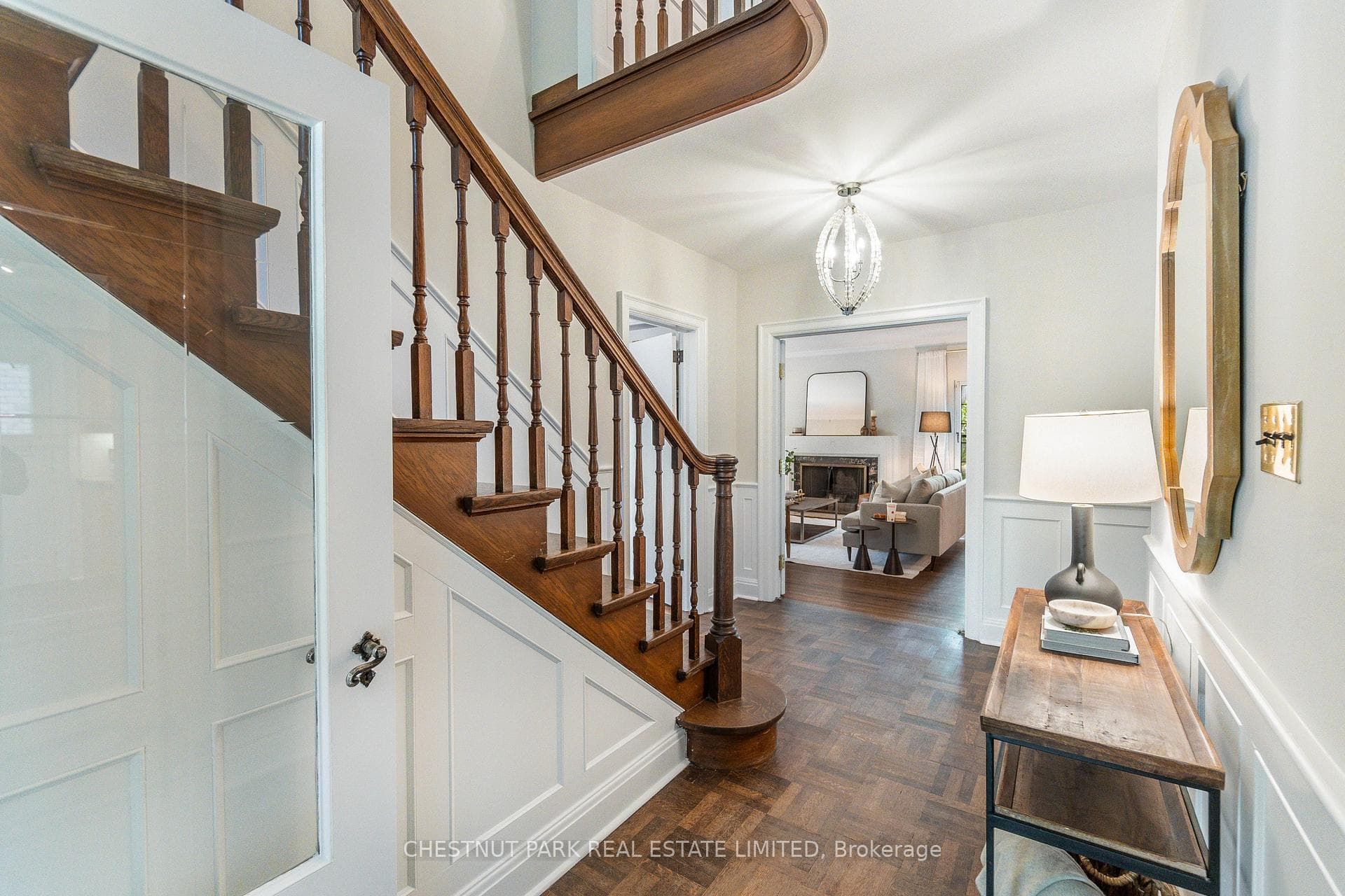 2 Garland Avenue photo 4