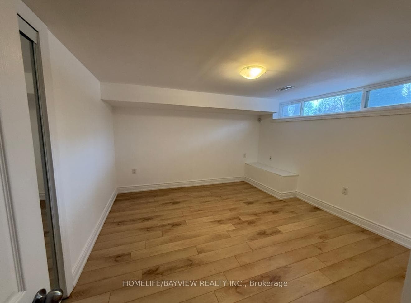 44 Richardson Drive photo 5