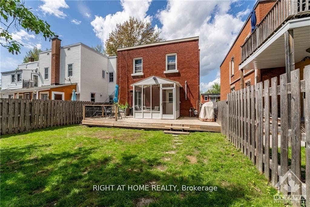 24 Desjardins Avenue photo 16