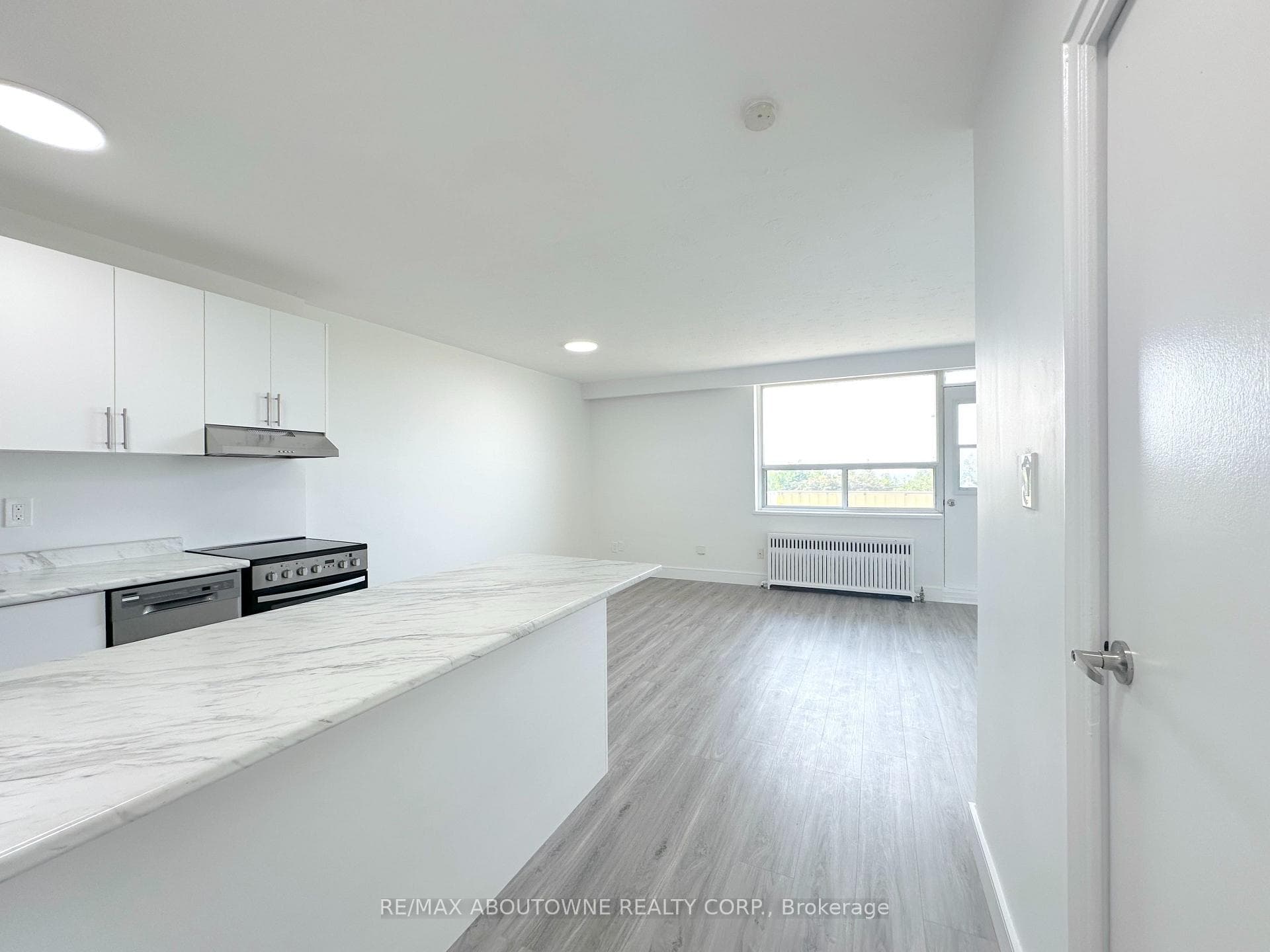 79 Jameson Avenue Unit 303 photo 1