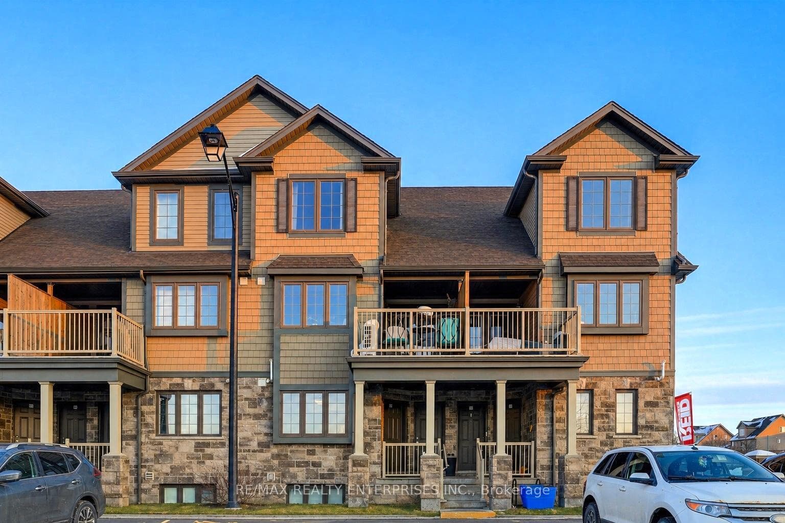 85 Mullin Drive Unit 2B photo 1