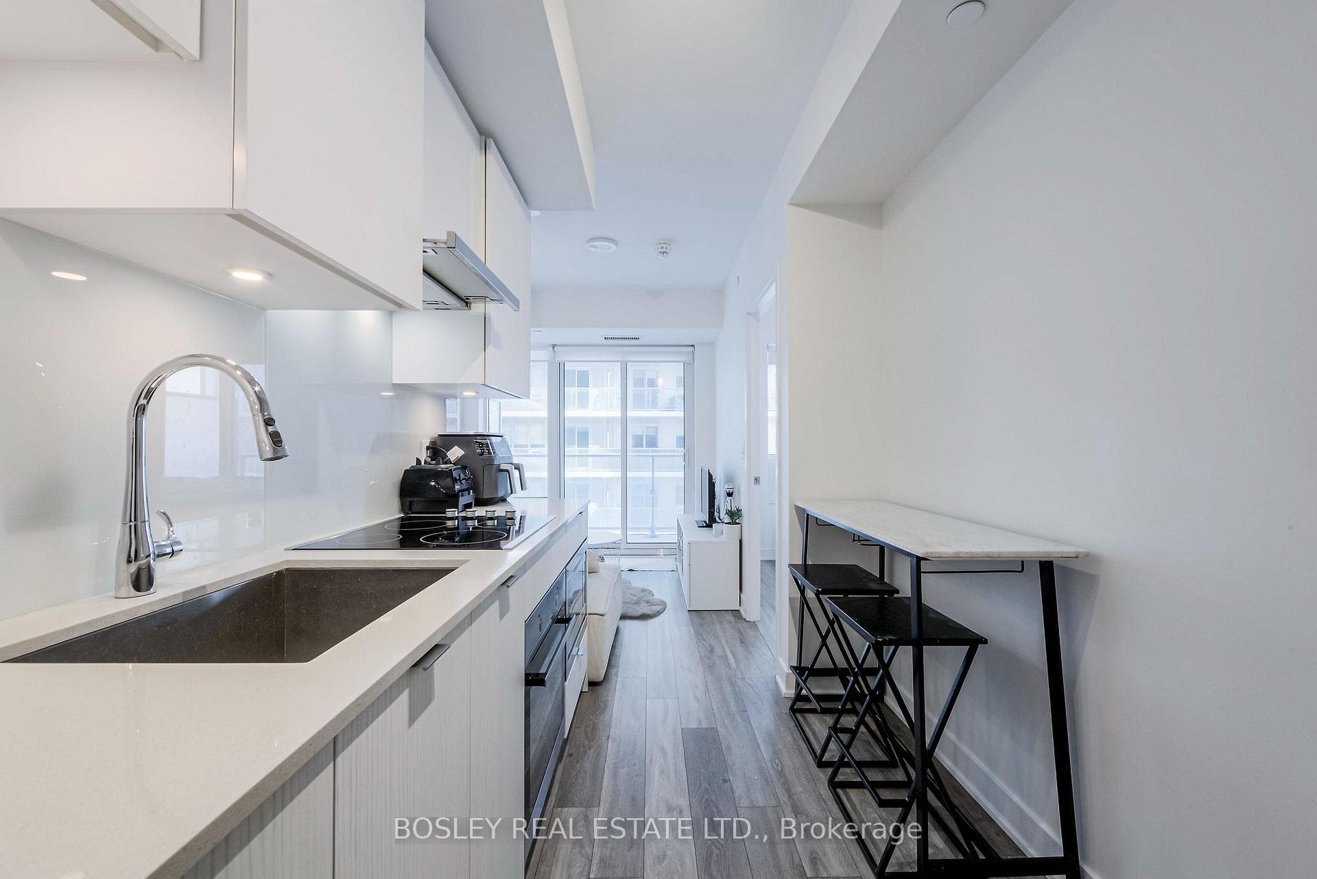 99 Broadway Avenue Unit 3108 photo 7