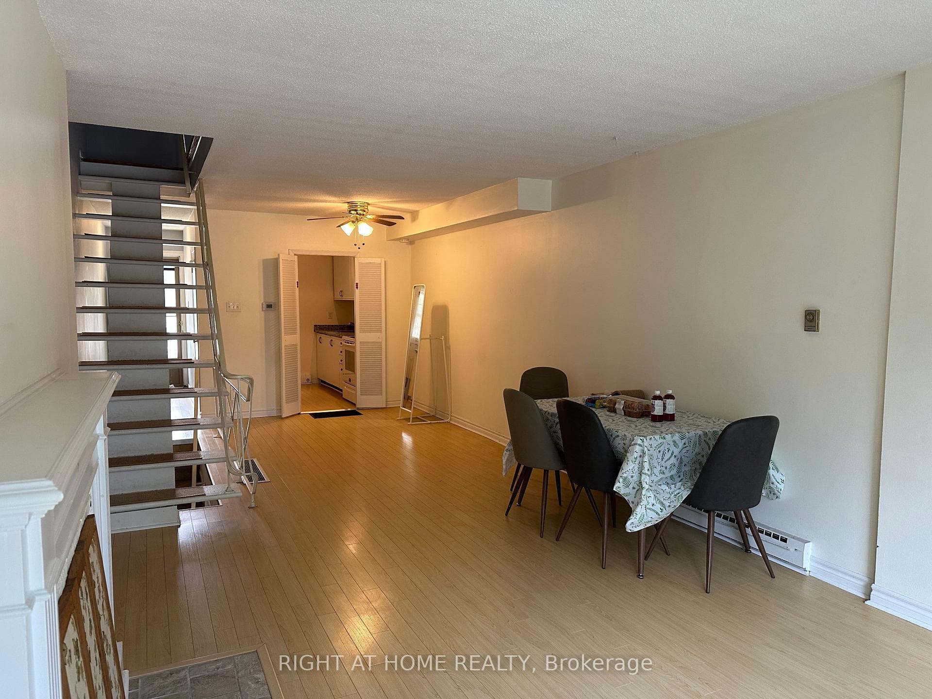 1101 Oxford Street Unit 56 photo 14