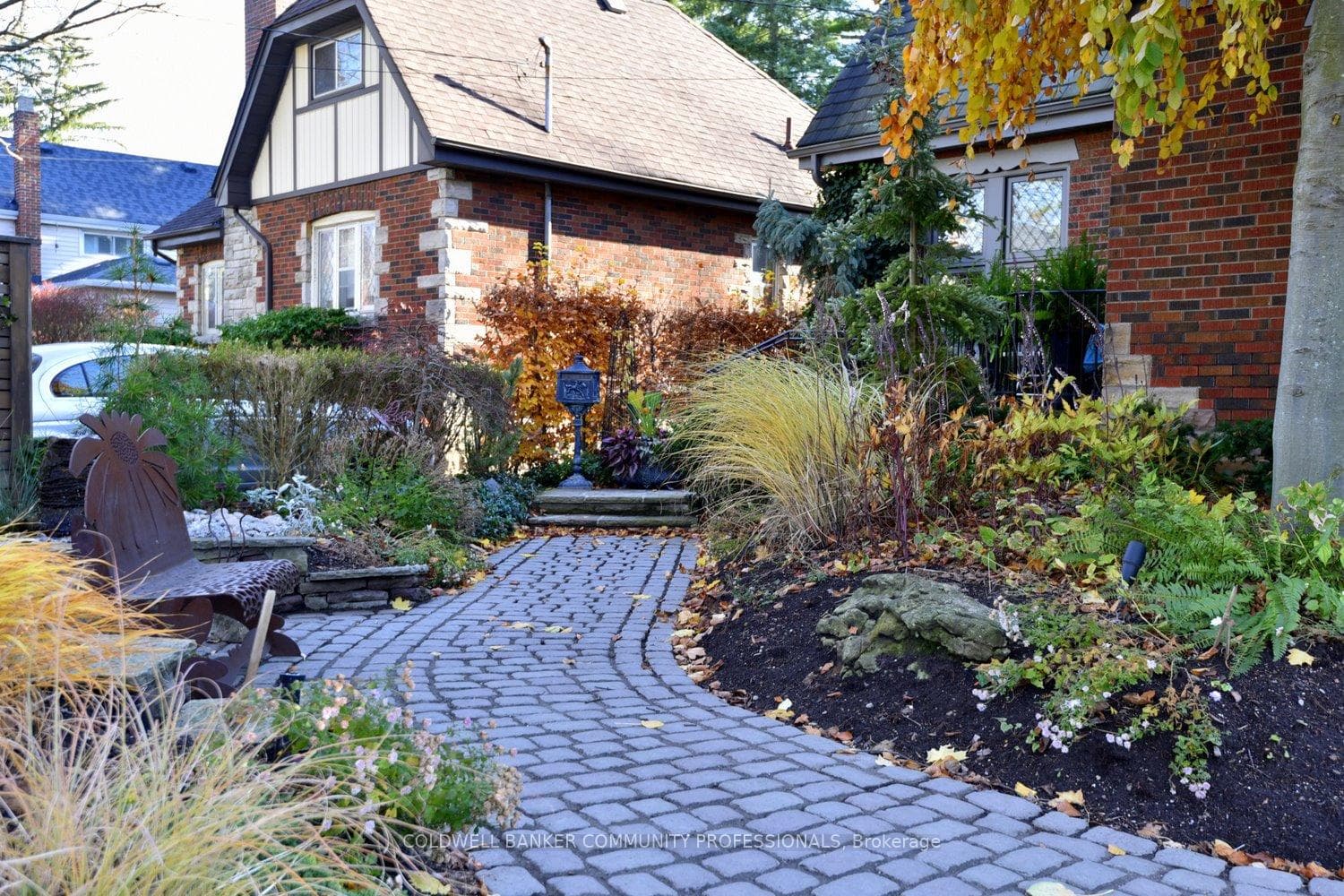 9 Rowanwood Avenue photo 6