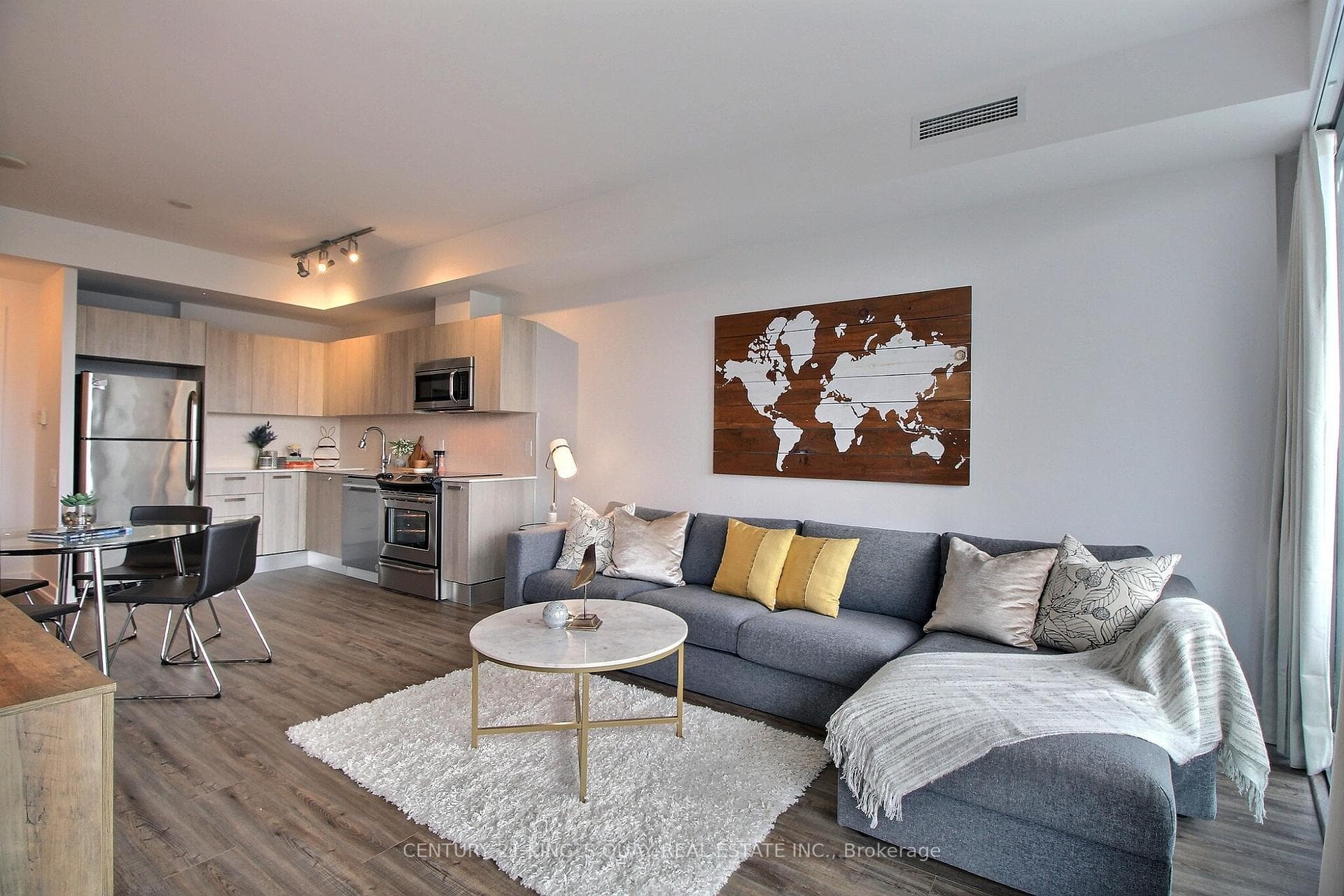 1815 Yonge Street Unit 1603 photo 8