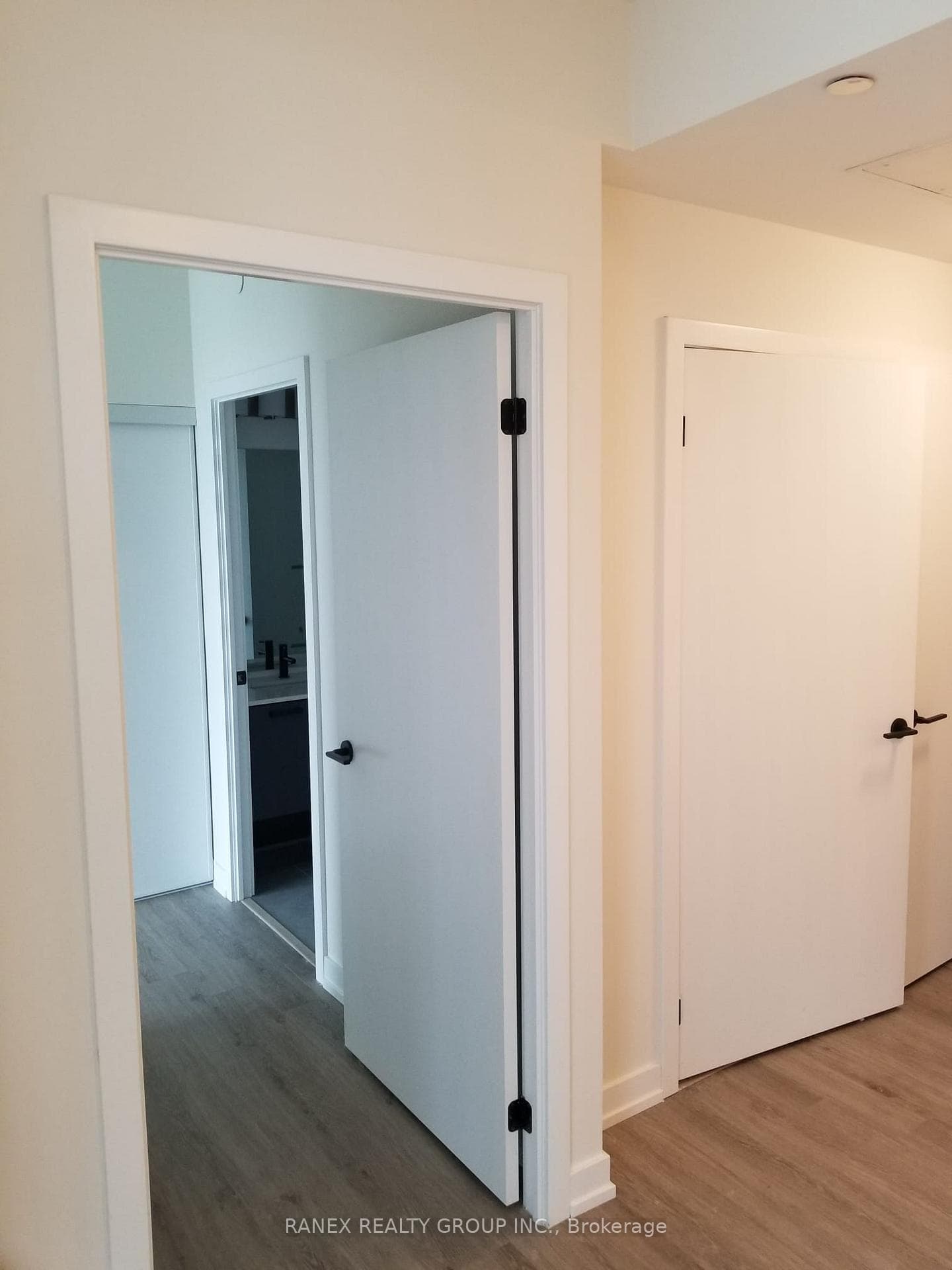 2300 St.Clair Avenue Unit 708 photo 9
