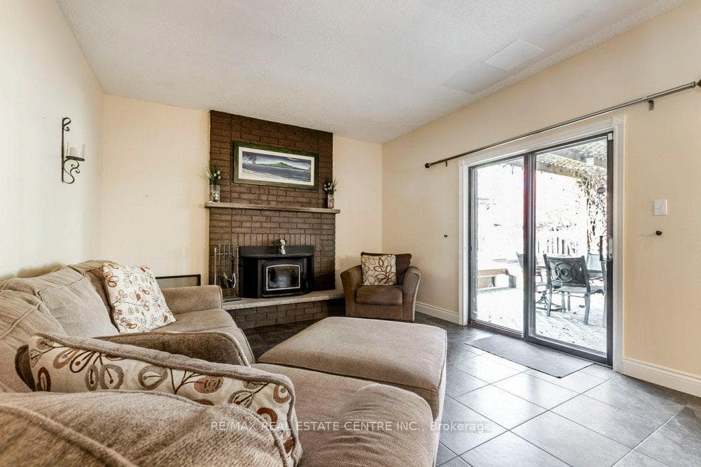 60 Brewster Place photo 11