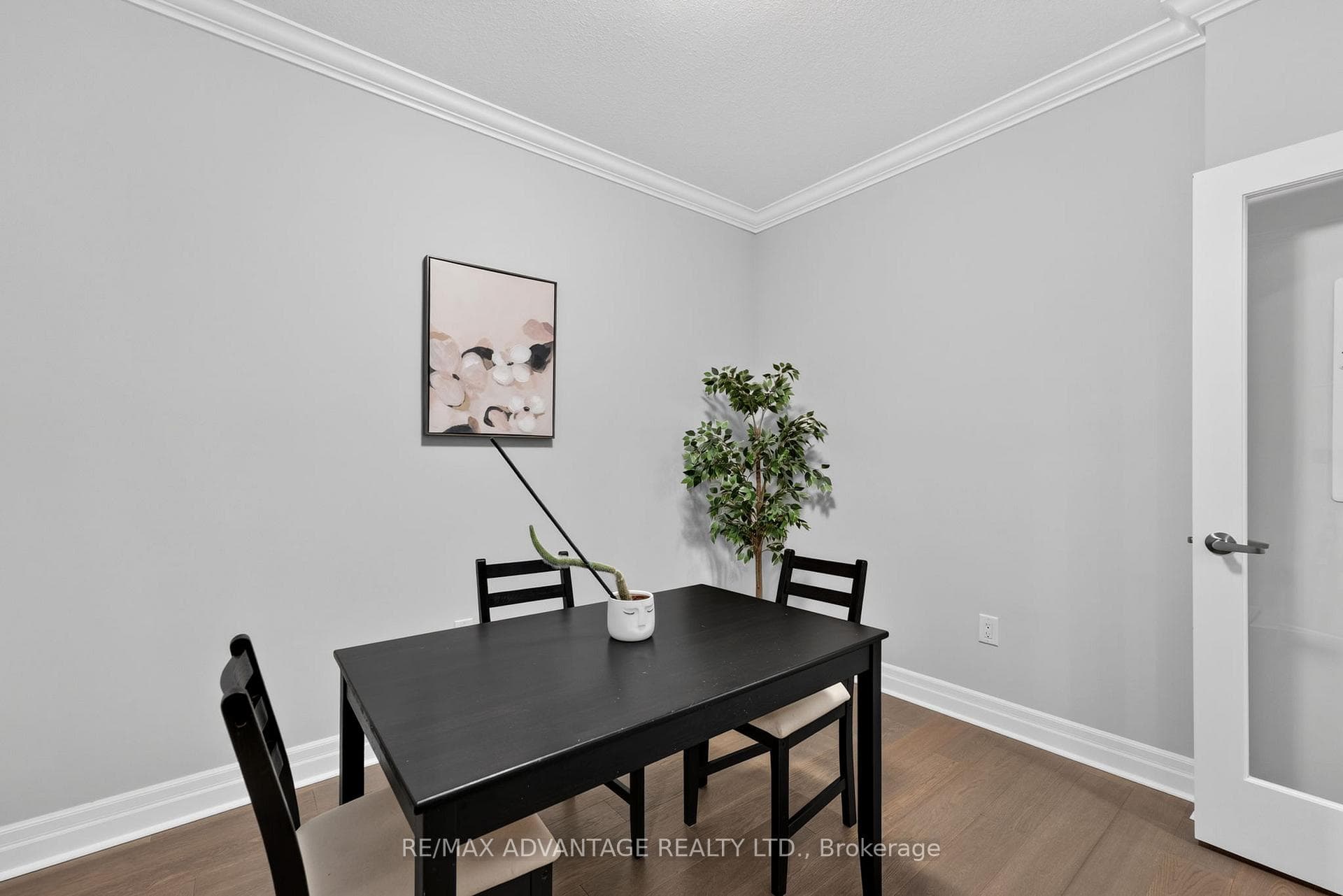 1200 Commissioners Road Unit 118 photo 15