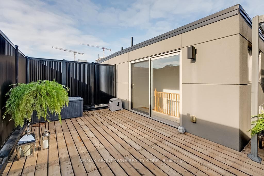 3048 Silvertip Common N/A photo 28