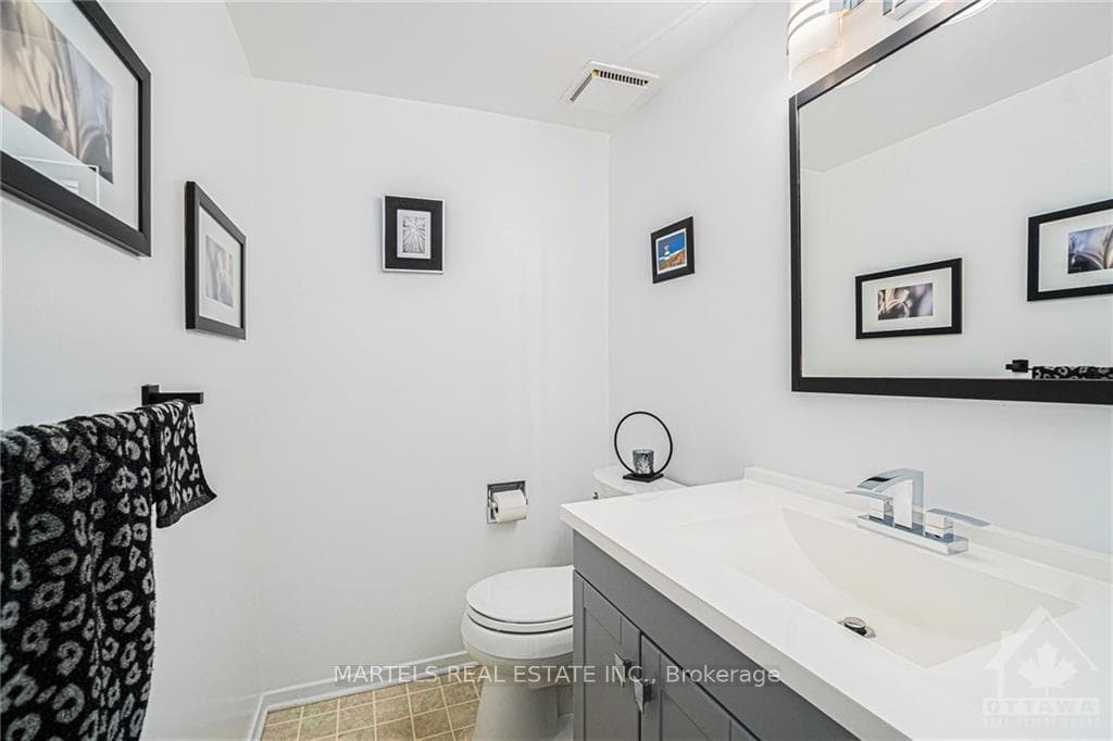 1005 AVIGNON Court photo 9