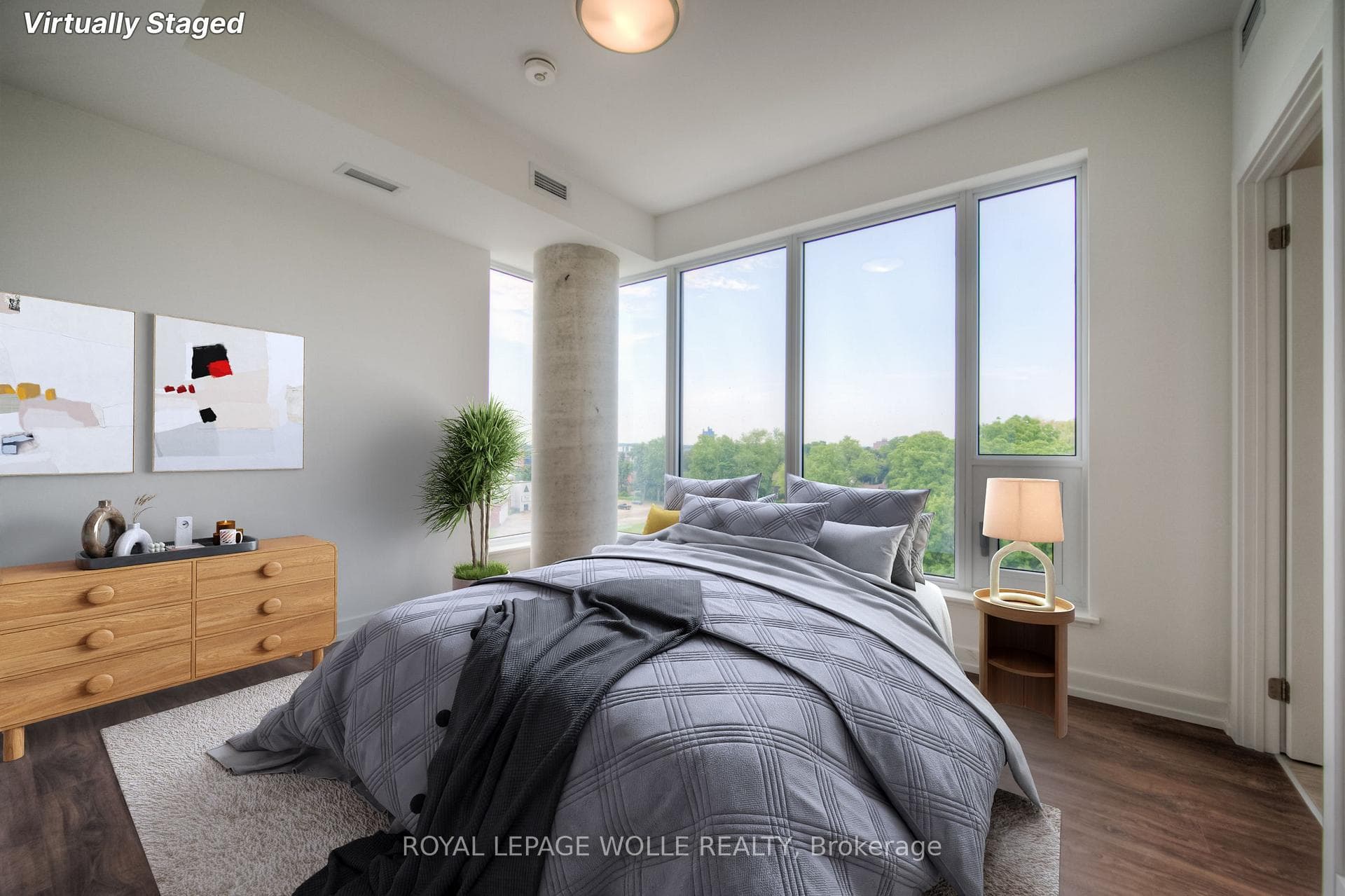 Virtually Staged