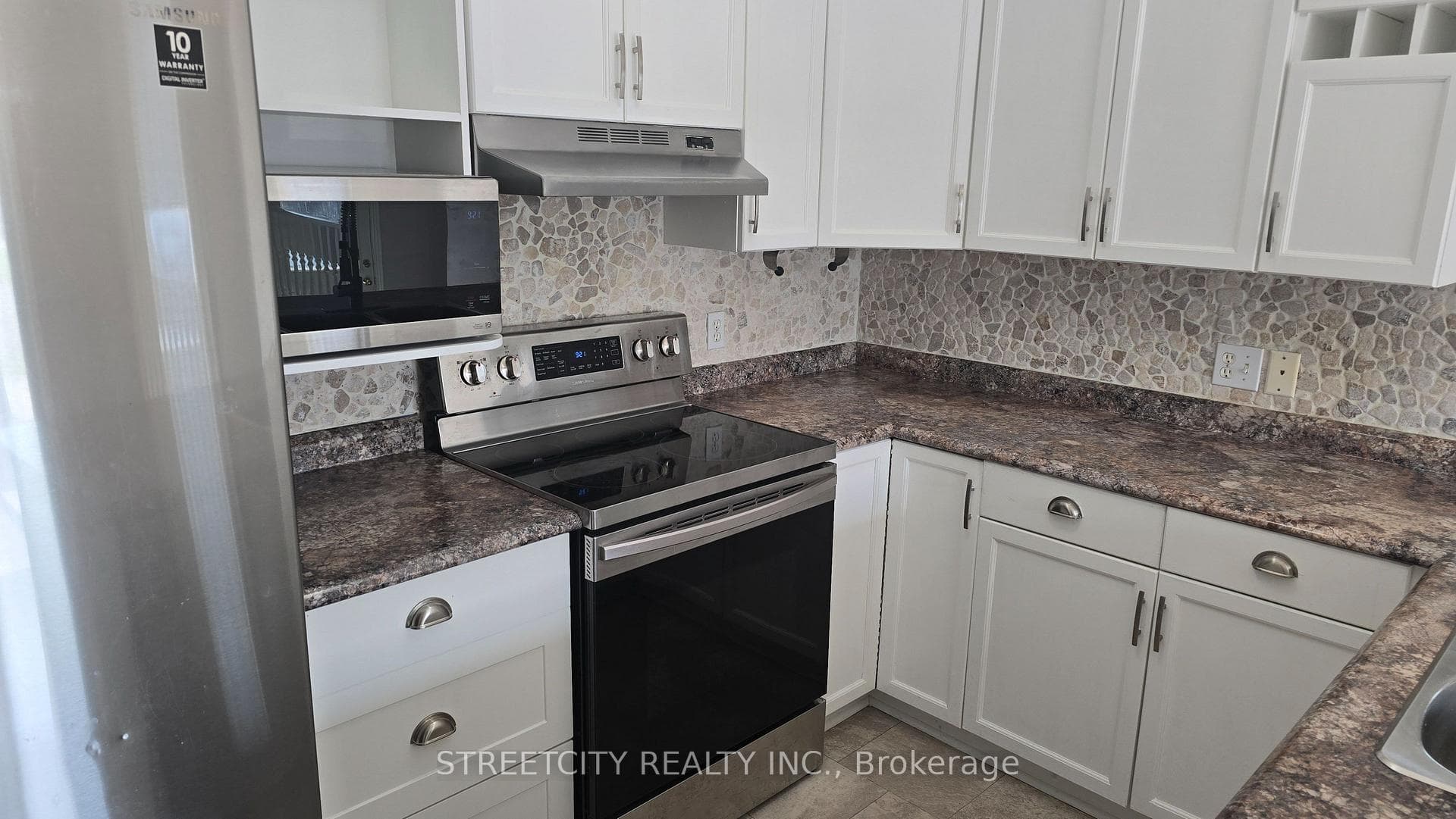 18 Rodney Crescent photo 8