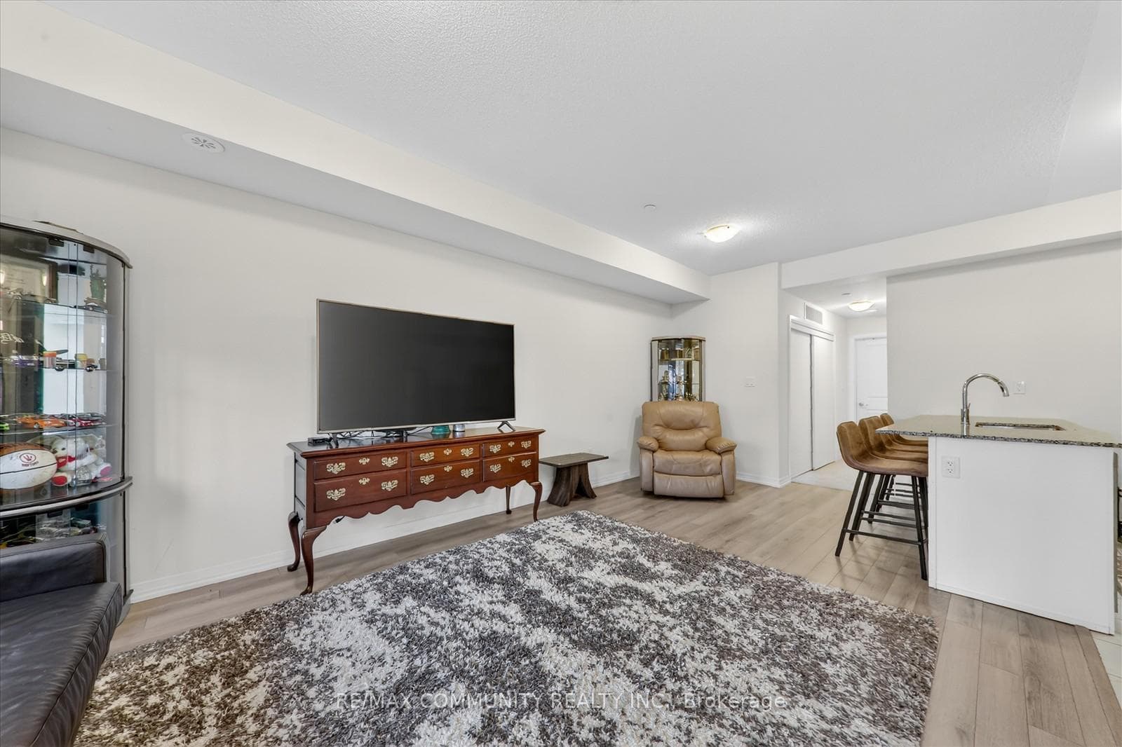 145 Tapscott Road Unit 21 photo 8