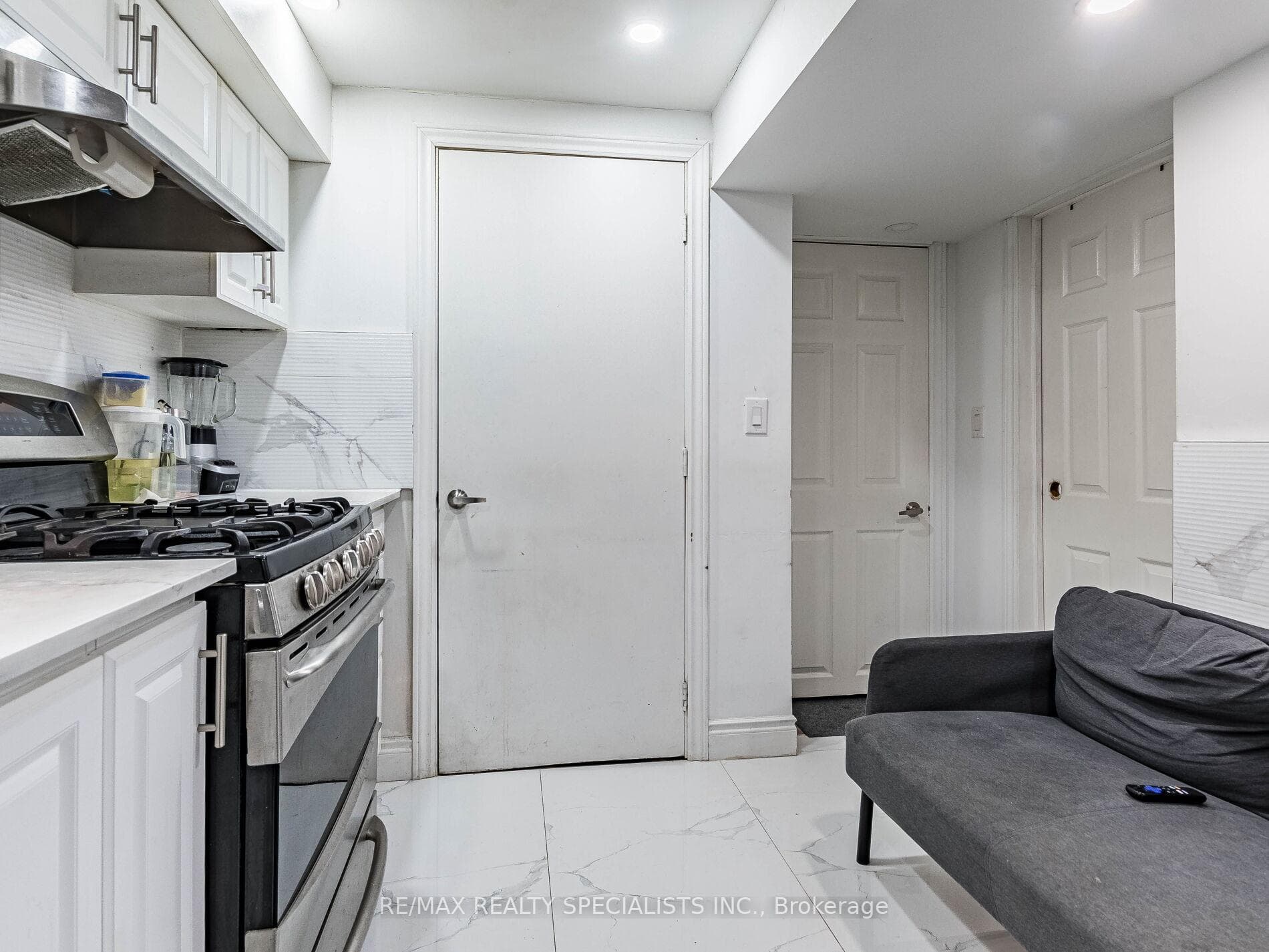 6501 Meltzer Mews photo 28