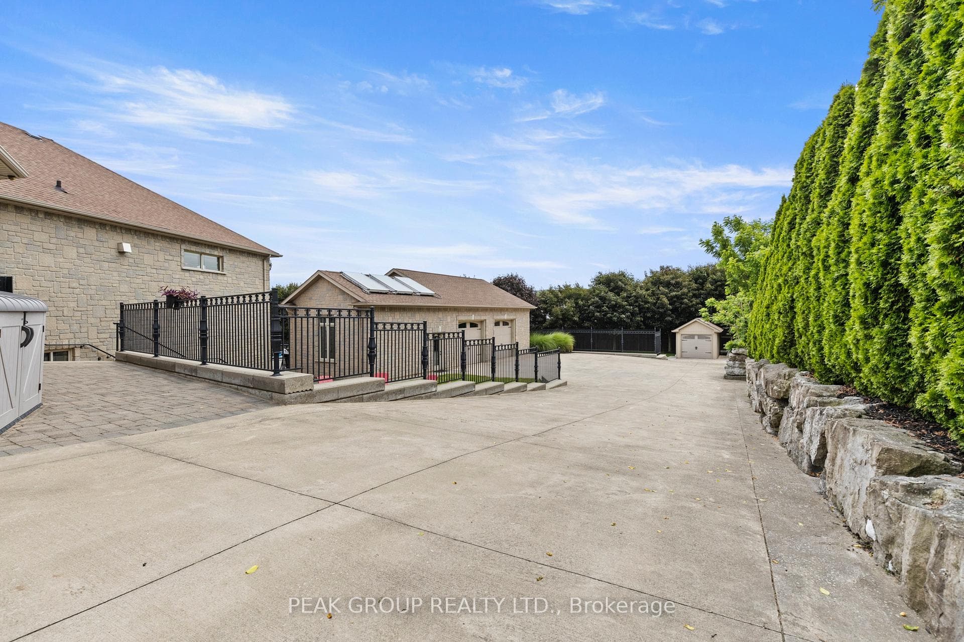63 TANBARK Road photo 38