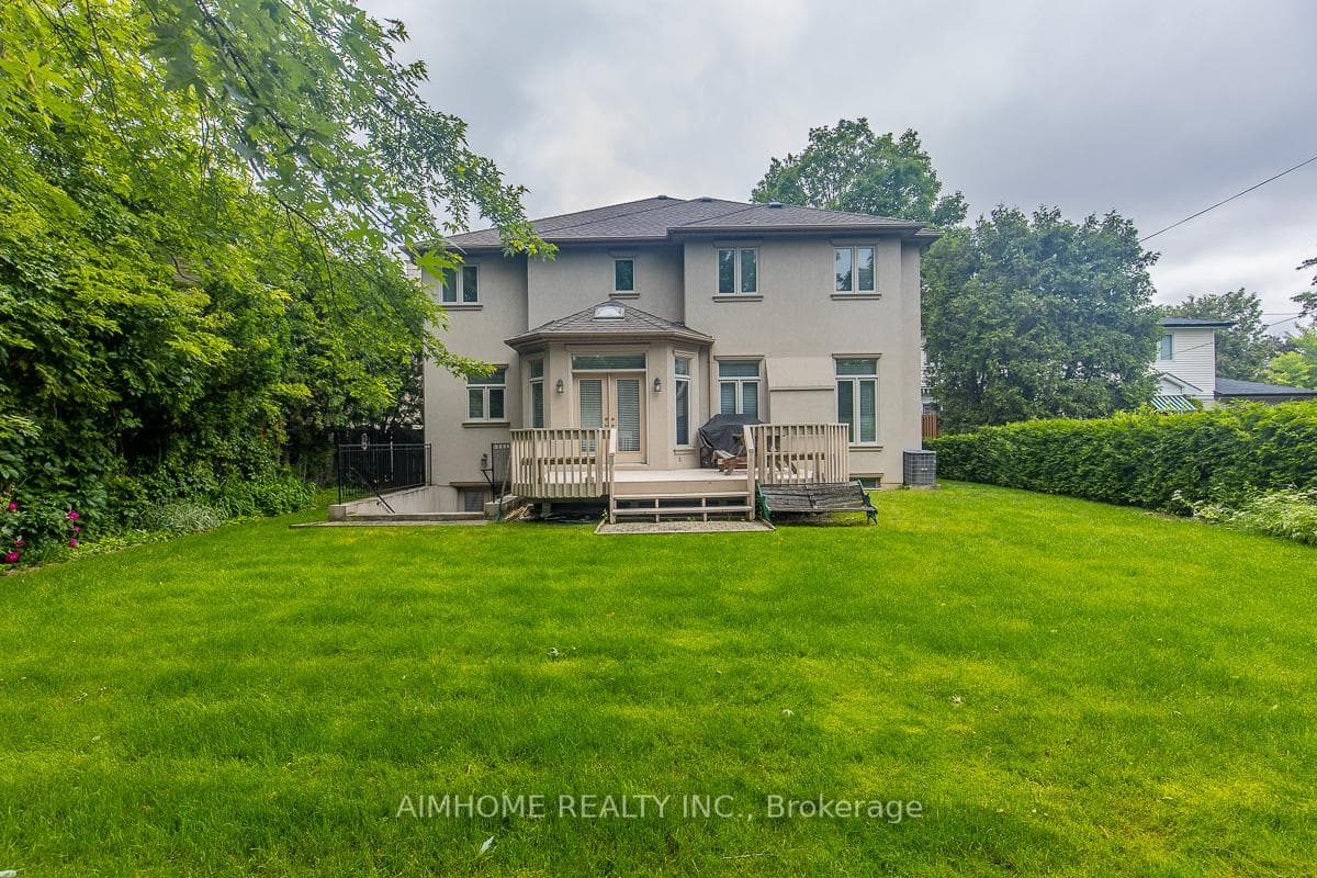 395 Princess Avenue photo 39