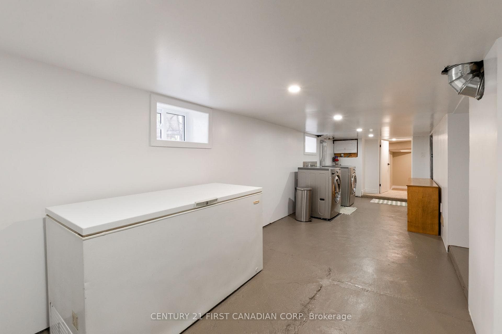 38 St. Andrew Street photo 39
