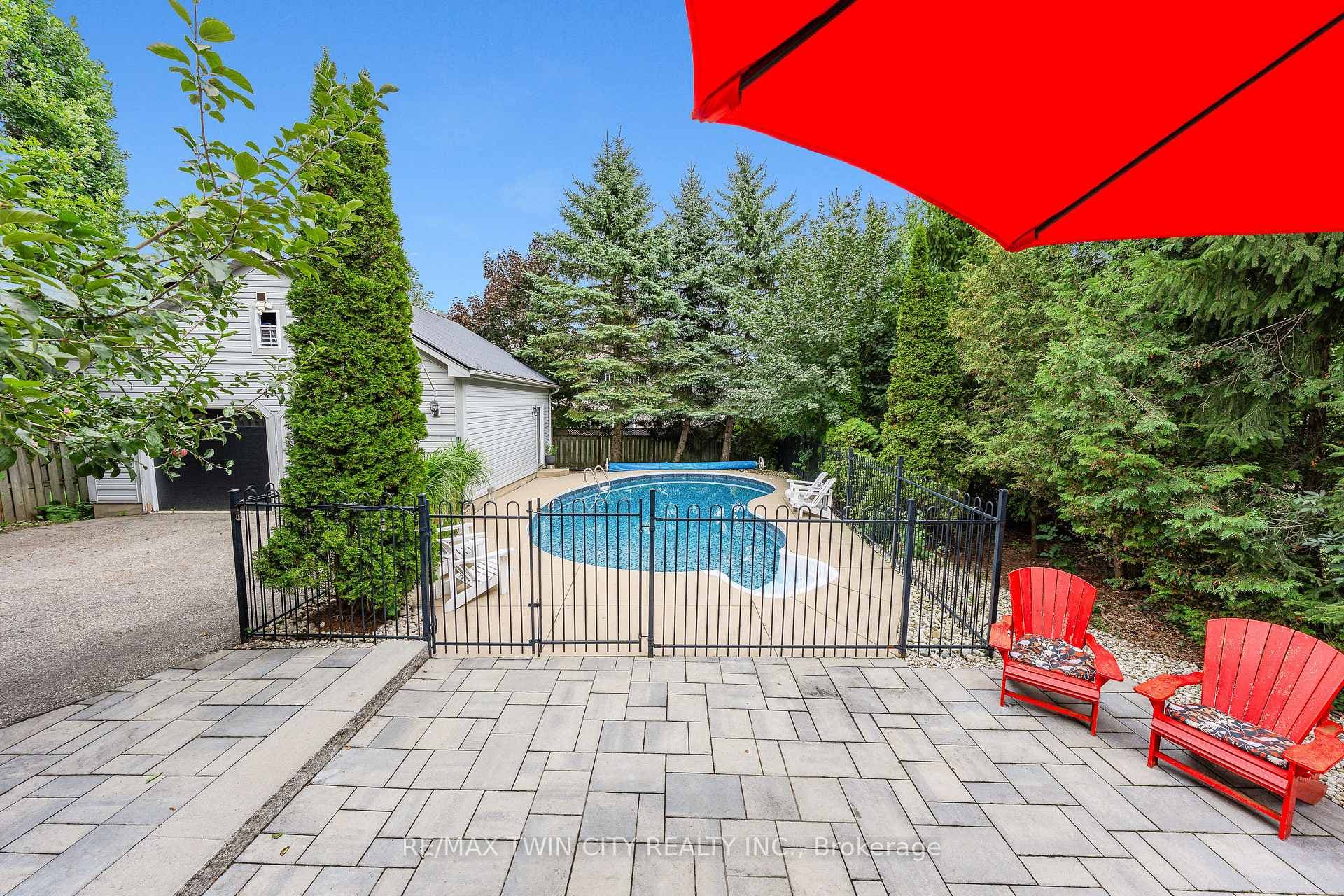 608 Bluenose Court photo 37