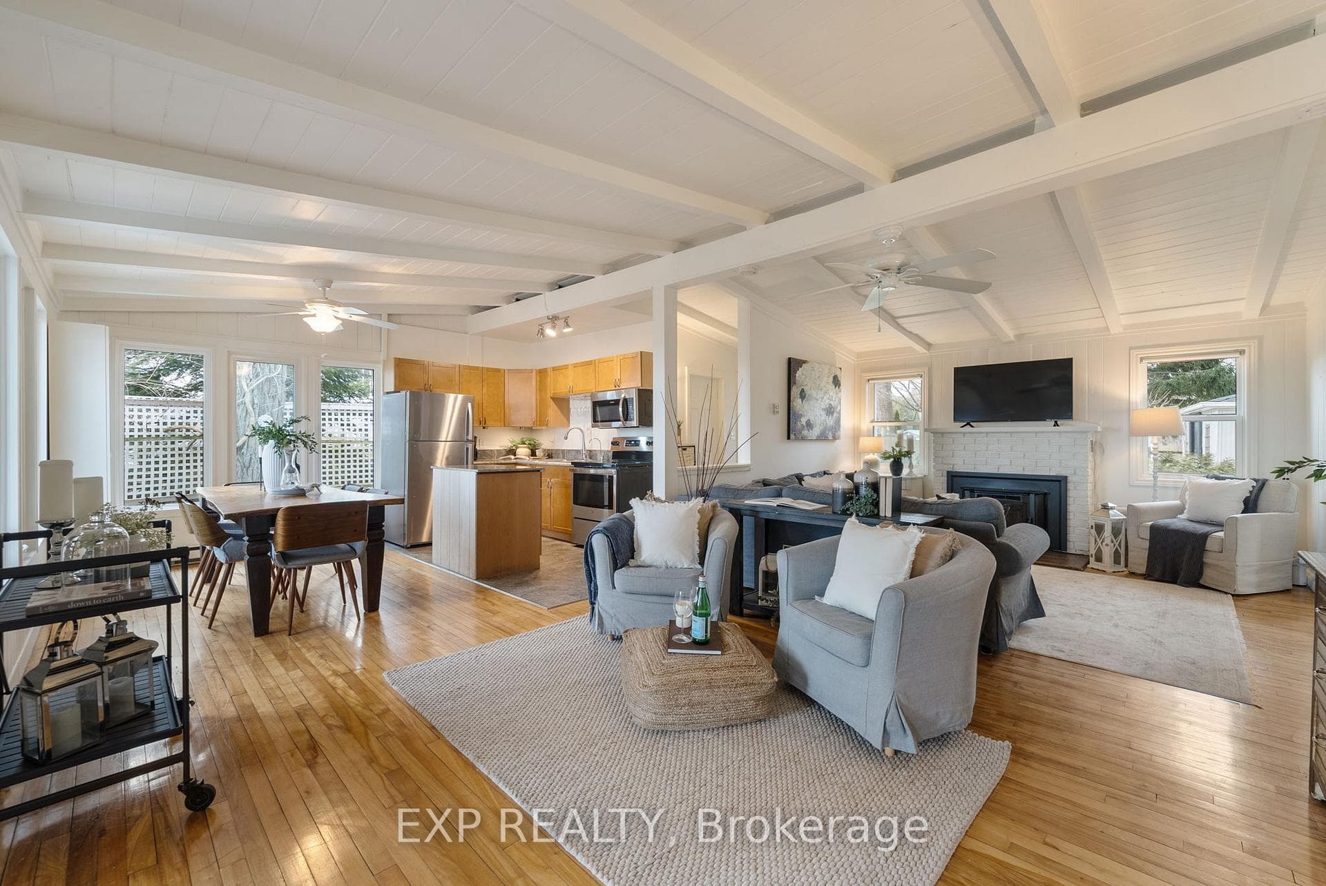 113 Victoria Beach Road photo 8