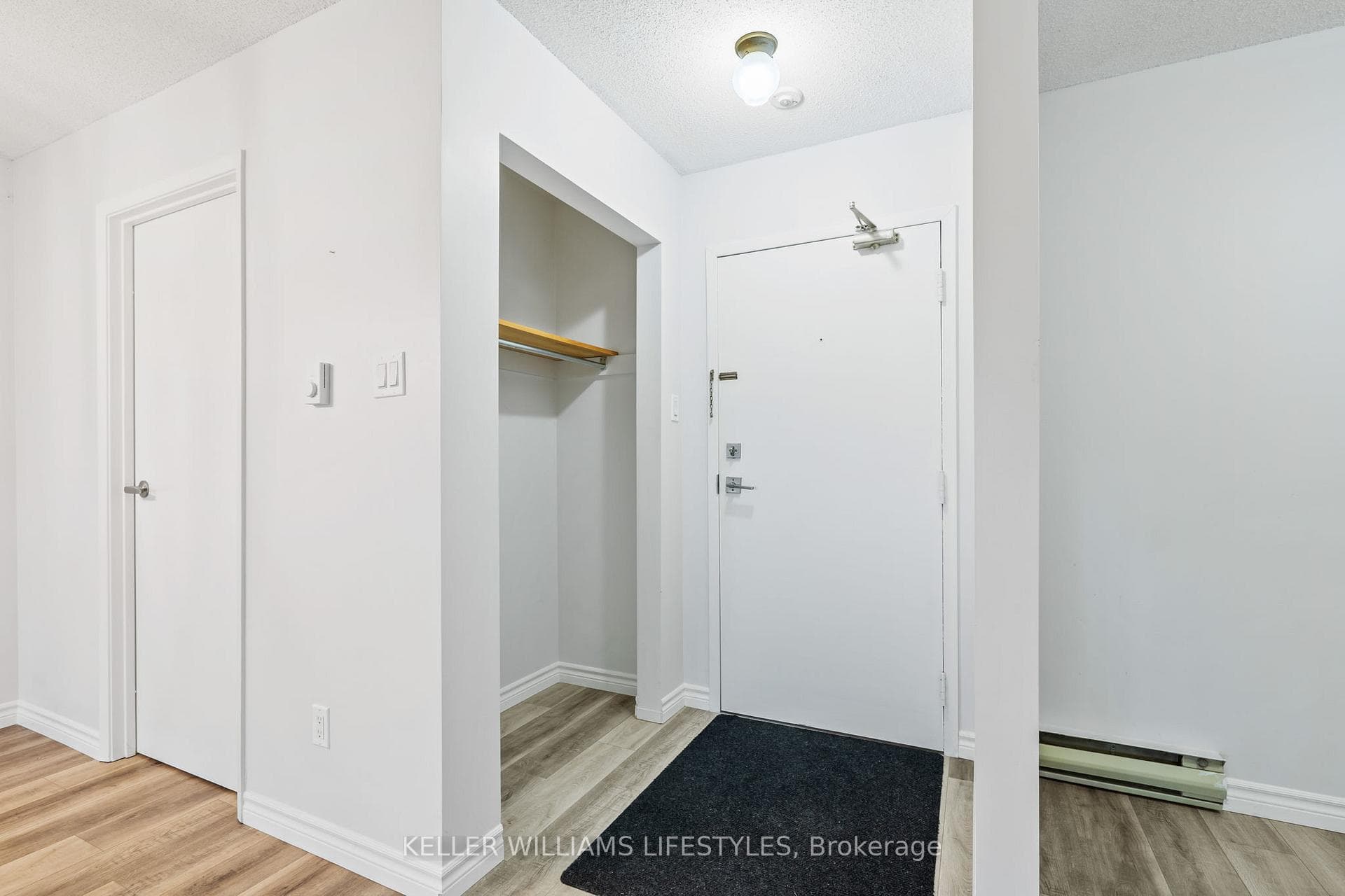 15 Jacksway Crescent Unit 105 photo 7