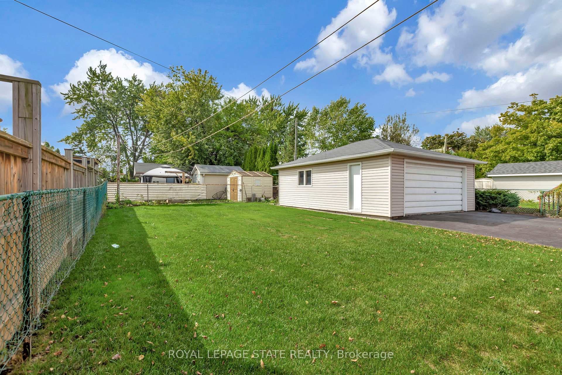 812 Tenth Avenue photo 24