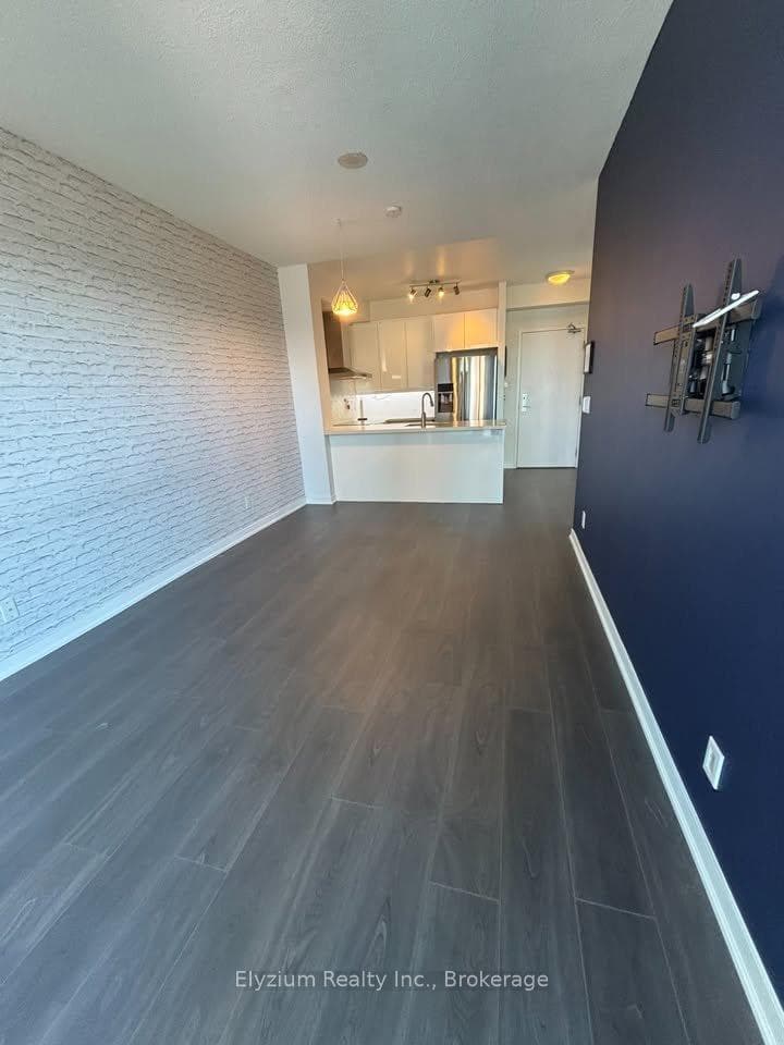 150 East Liberty Street Unit 816 photo 7