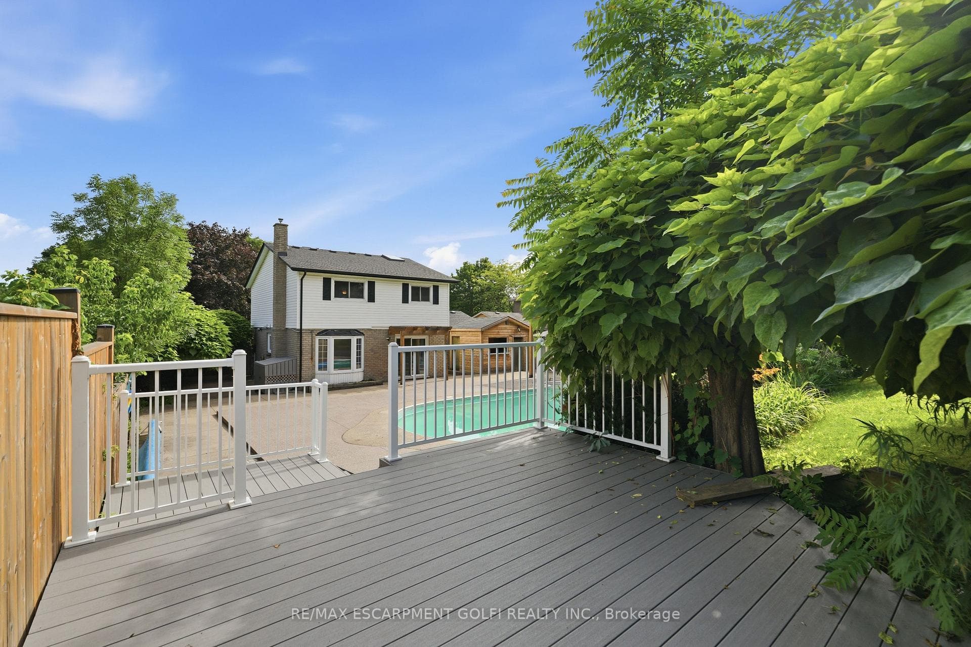 95 Birchpark Drive photo 43
