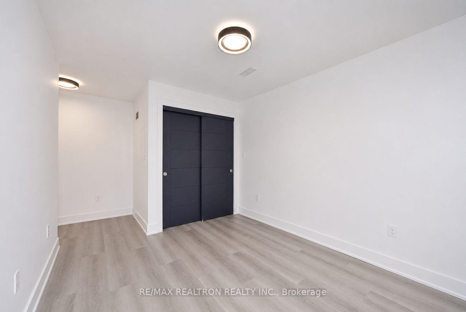 230 Boon Avenue Unit 5 photo 13