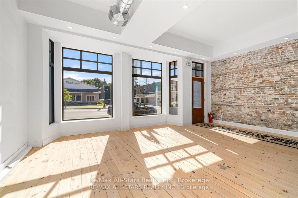 61 Colborne Street photo 4