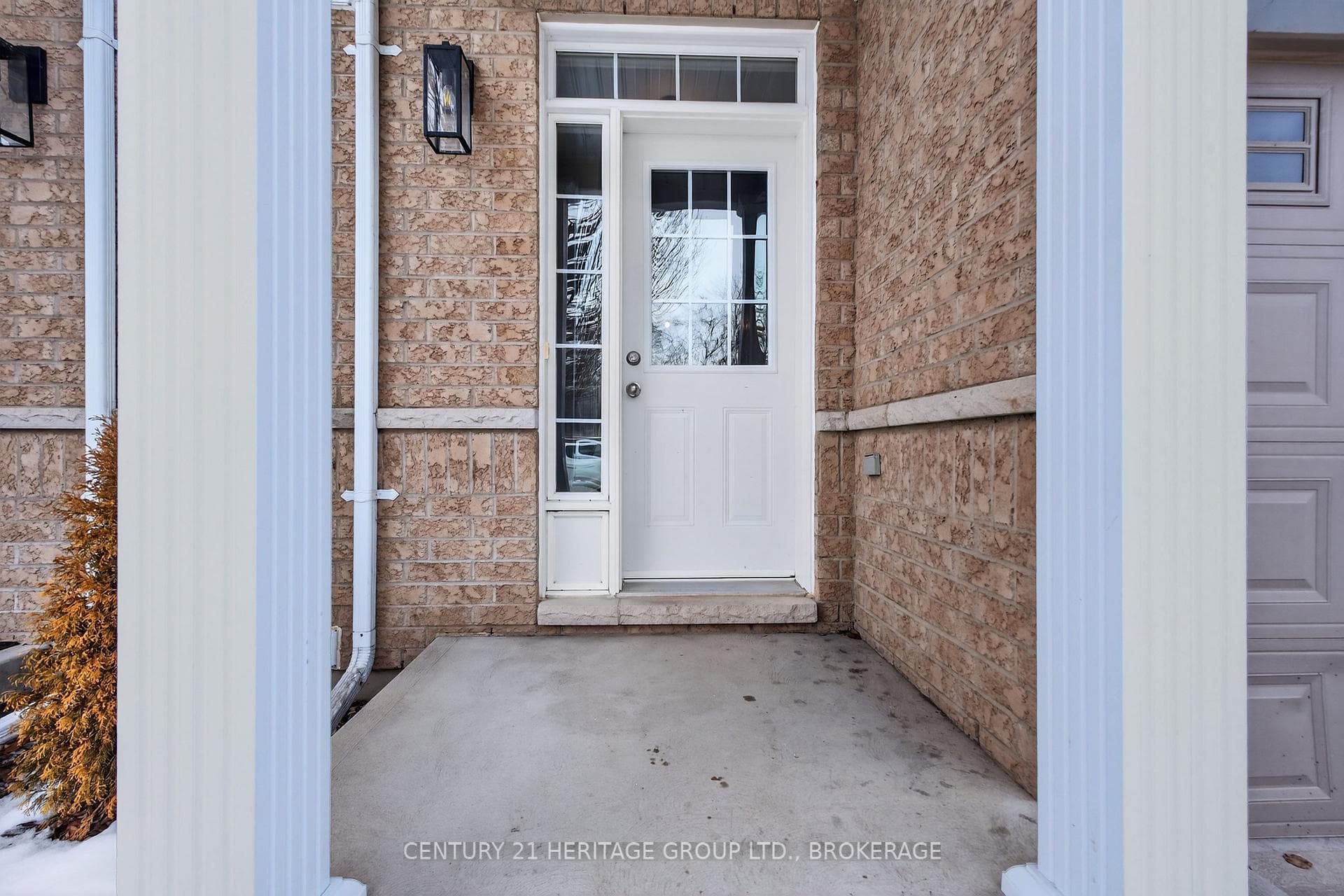 847 Newmarket Lane photo 4