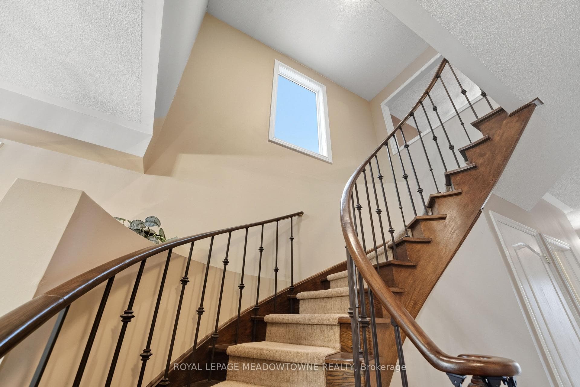 355 Greenlees Circle photo 18
