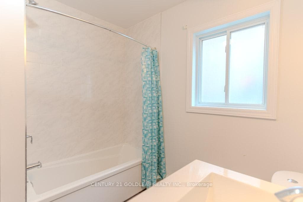 151 Montfort Street photo 19