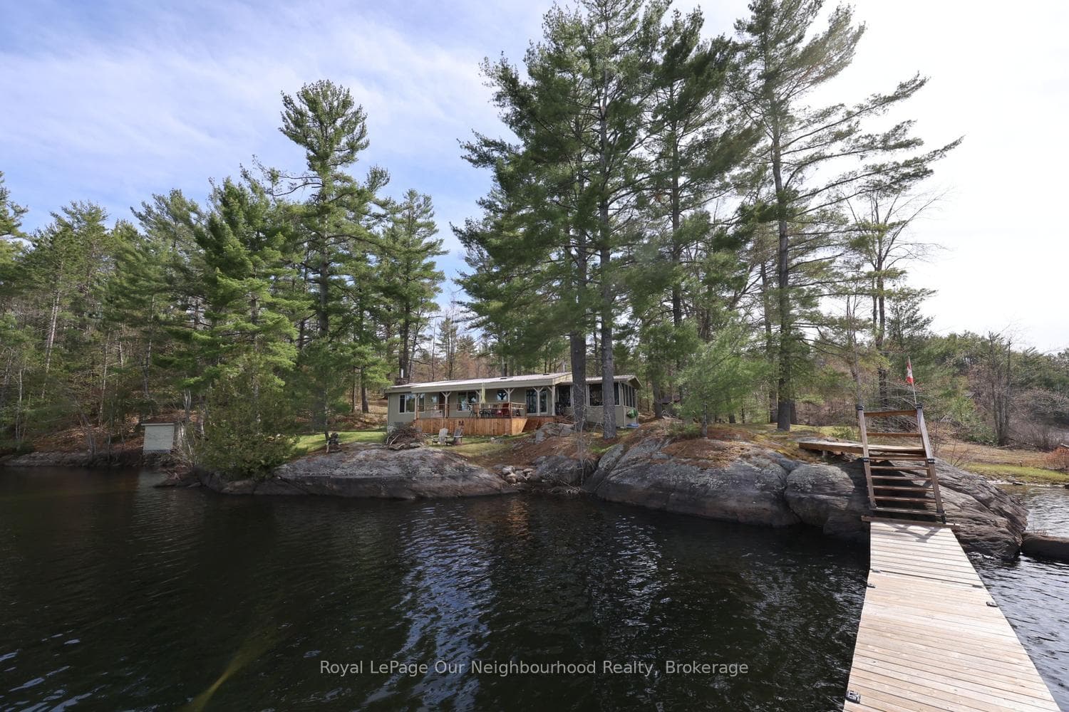 823 Tangamong Road photo 20