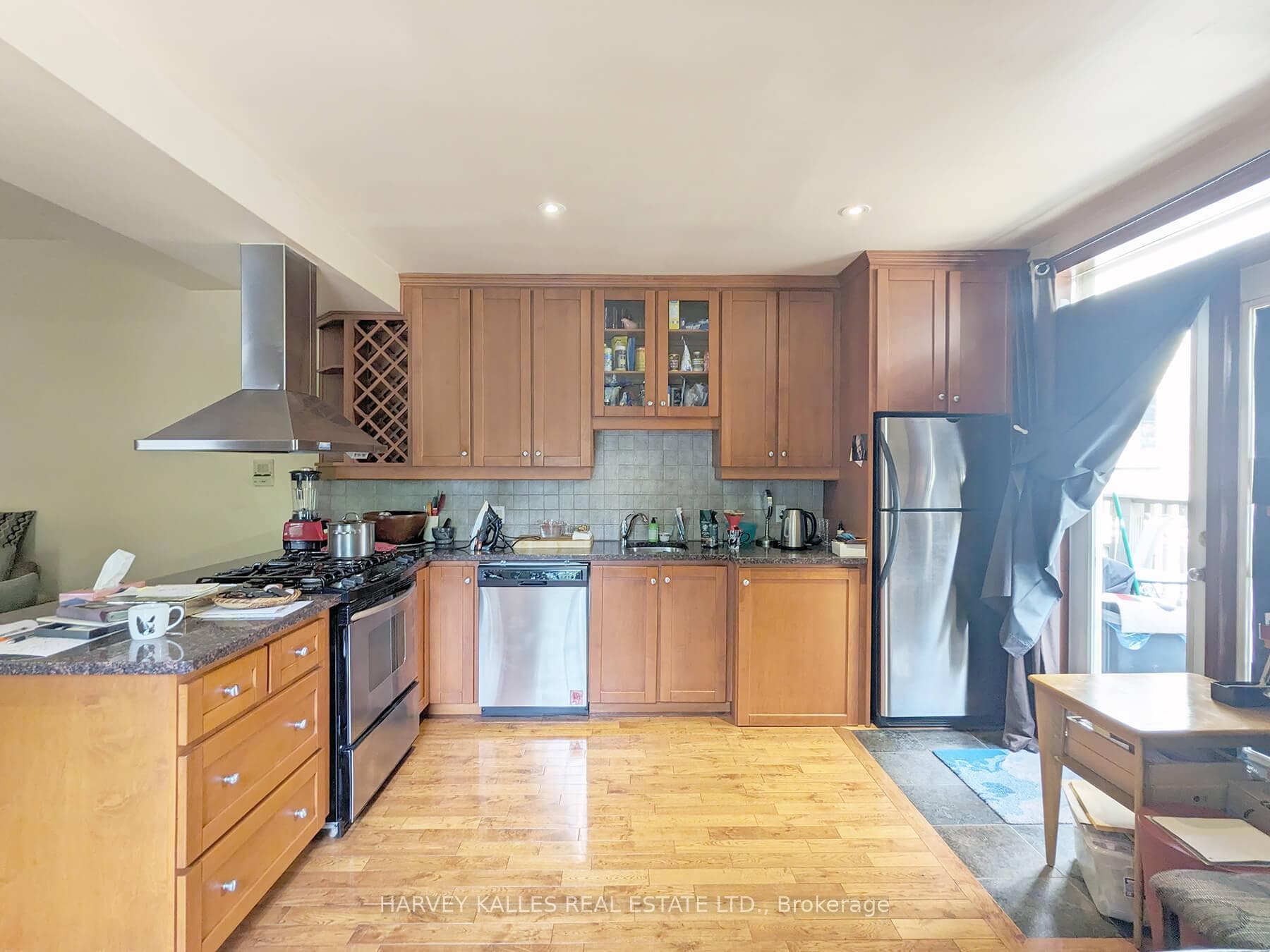 37 Metcalfe Street Unit 4 photo 6