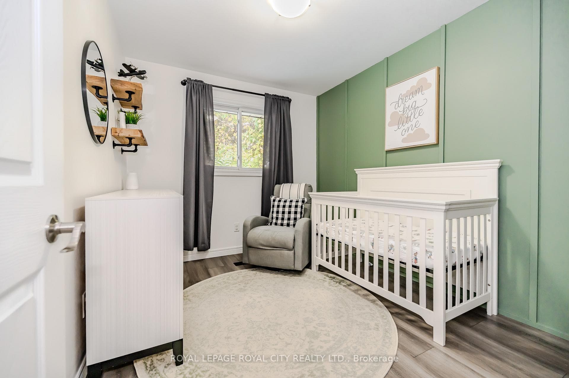 16 Nickolas Crescent photo 25