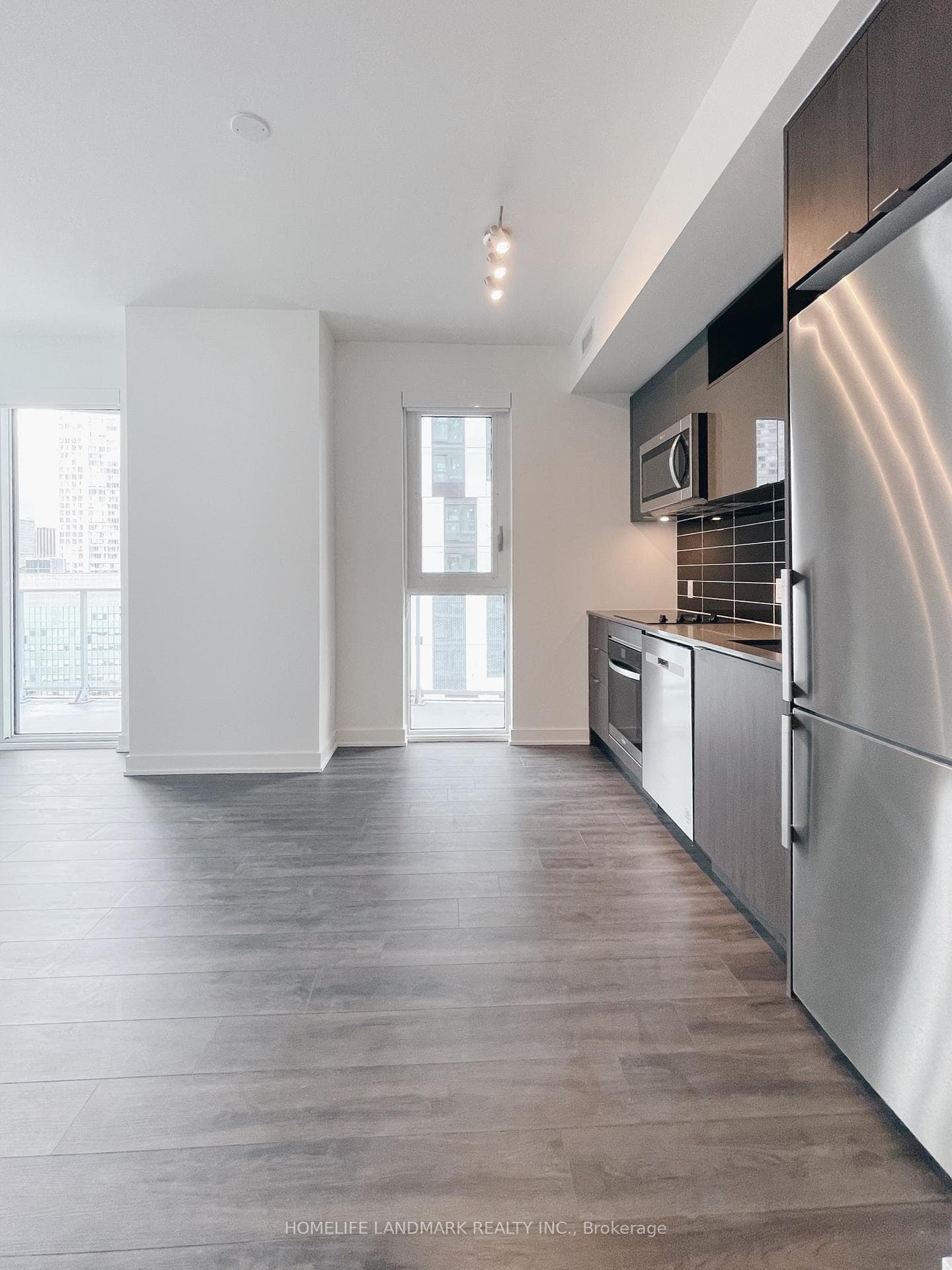 100 Dalhousie Street Unit 1510 photo 3