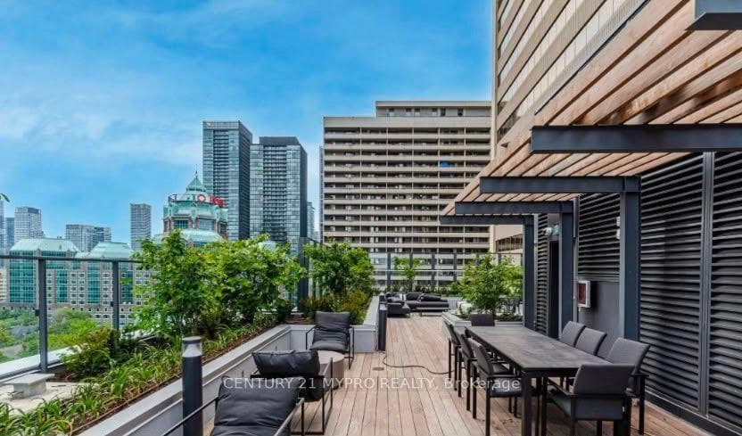 395 Bloor Street Unit 2008 photo 18