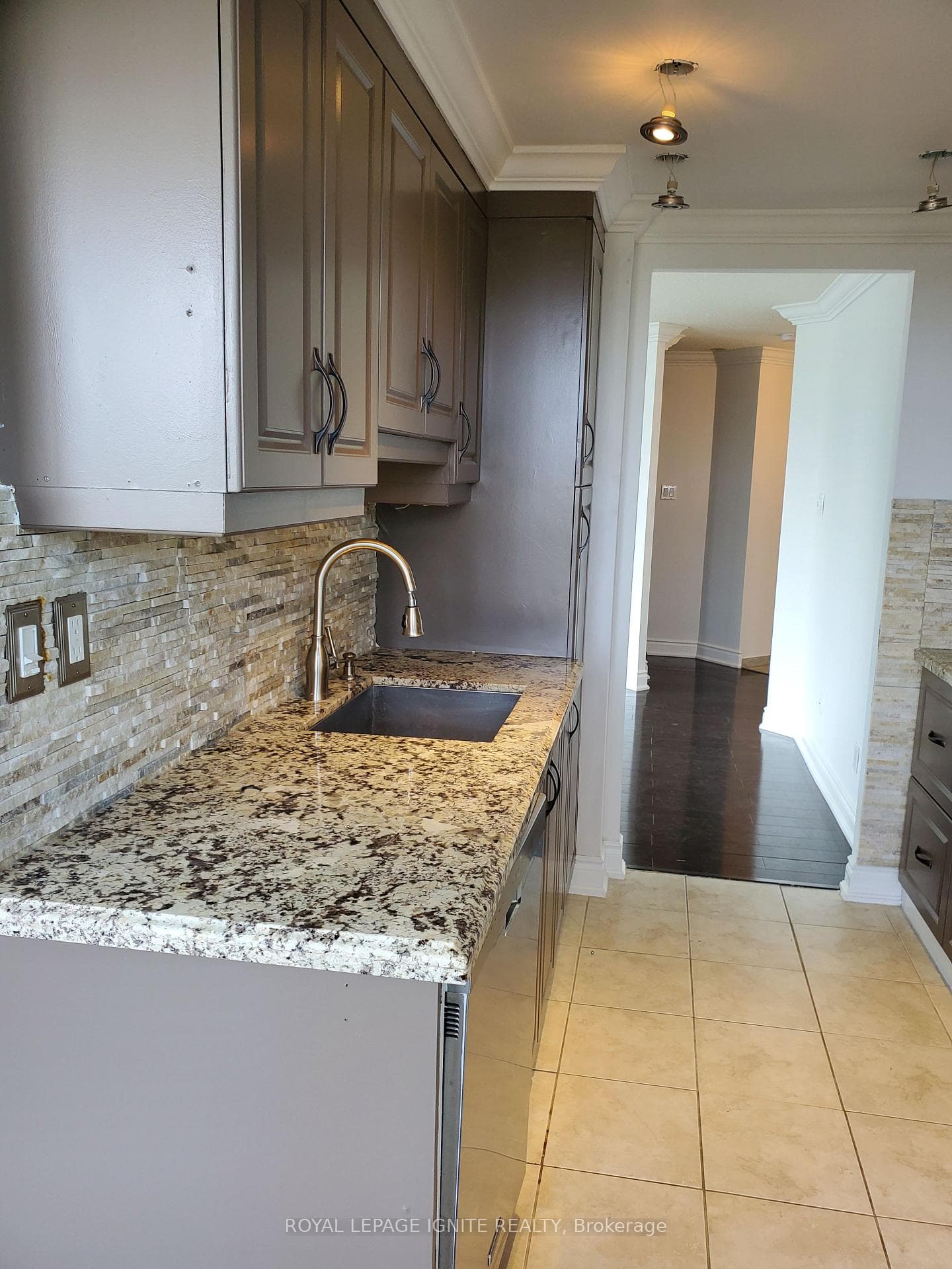 11753 Sheppard Avenue Unit 324 photo 28