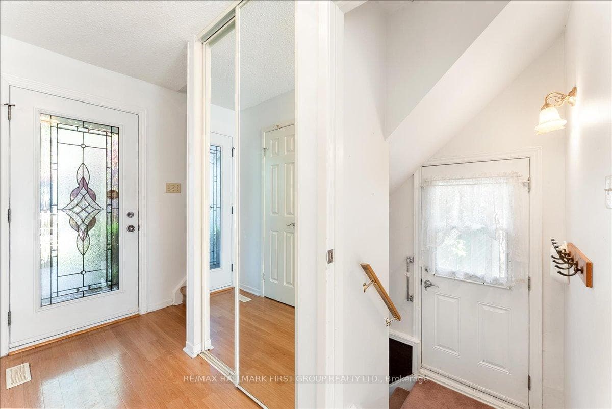 16 Goodfellow Street photo 33