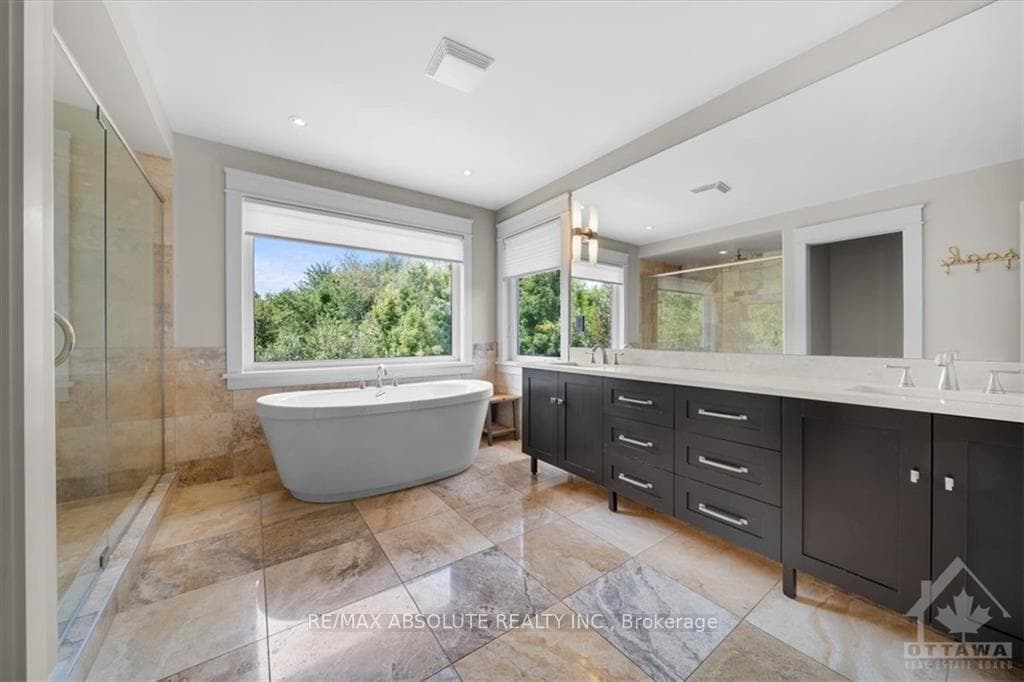 148 BEACH Heights photo 26