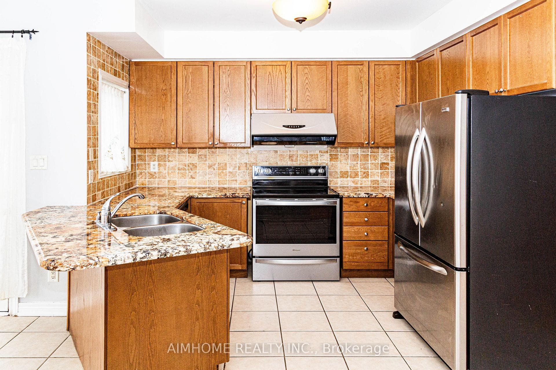 42 Inverhuron Street photo 12