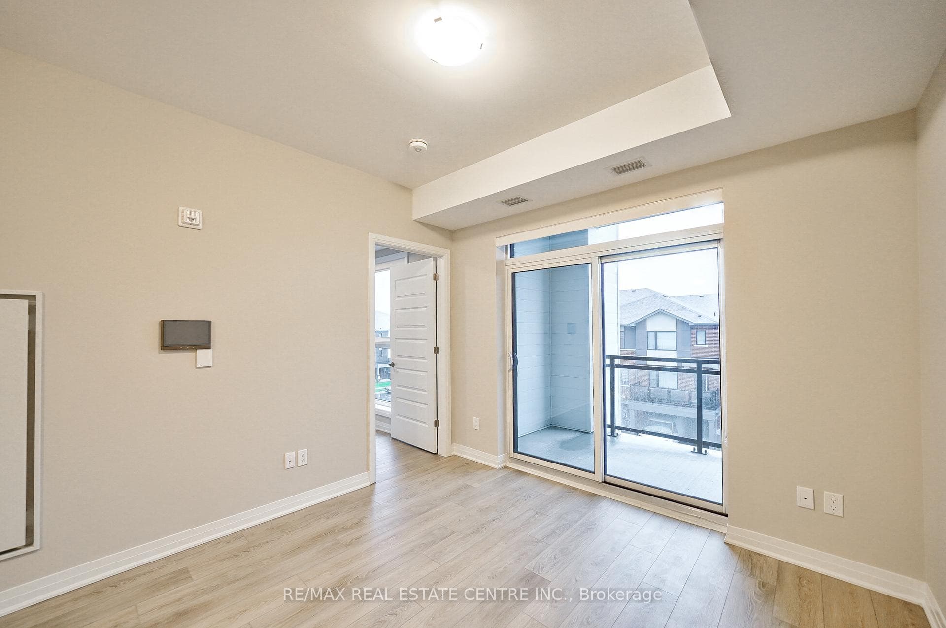 480 Gordon Krantz Avenue Unit 302 photo 21