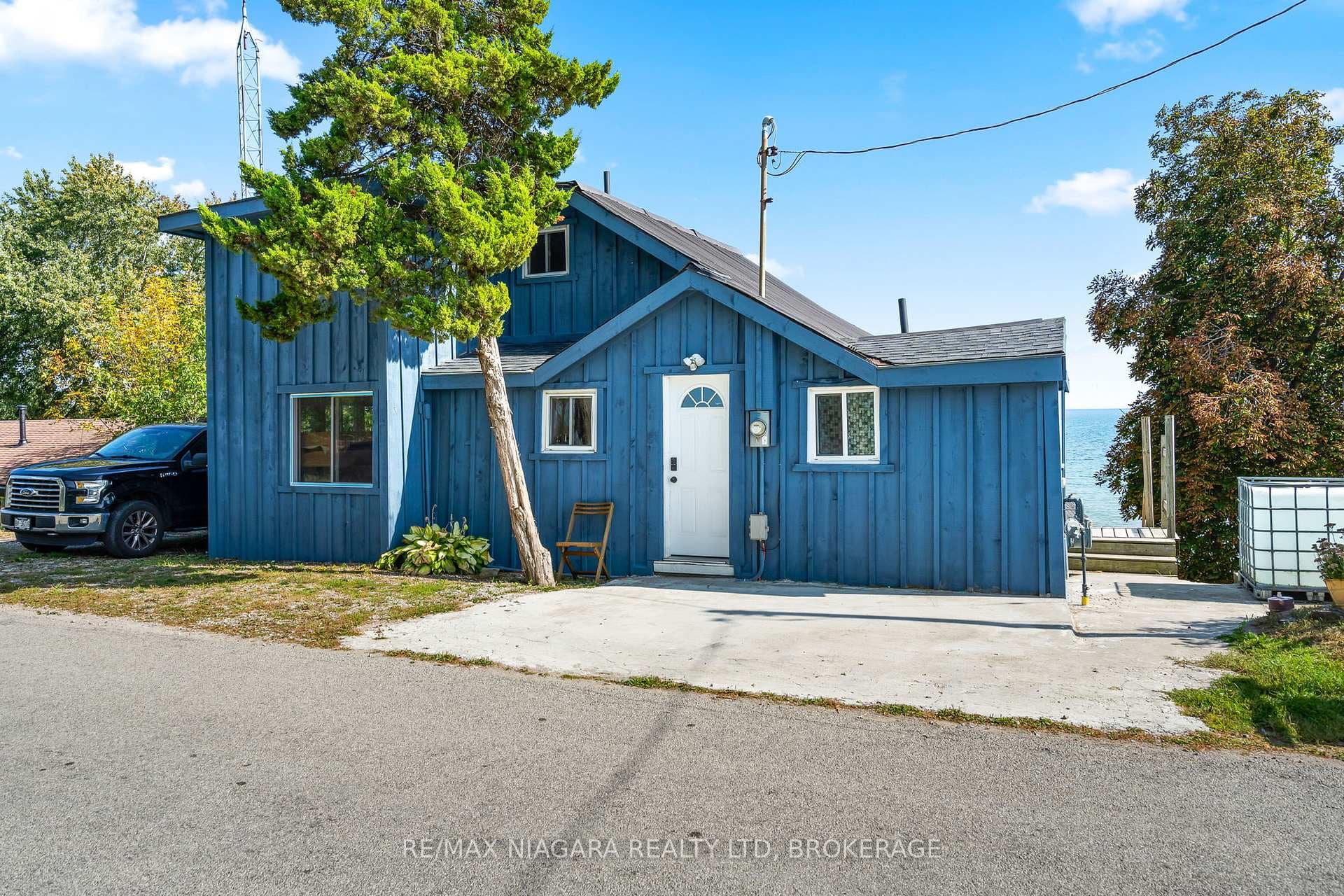 105 LIGHTHOUSE Drive photo 3