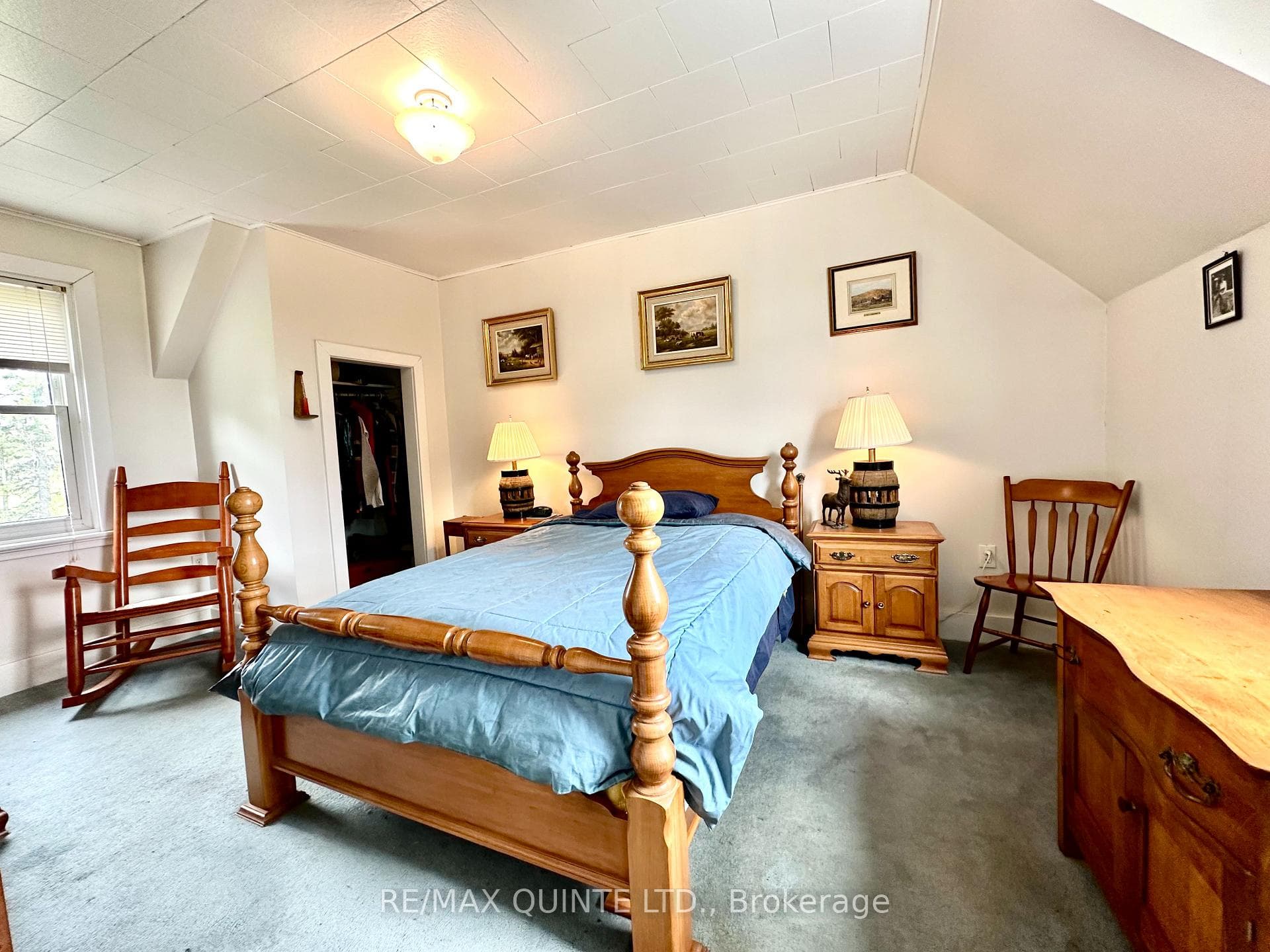 754 HUMPHRIES Road photo 34