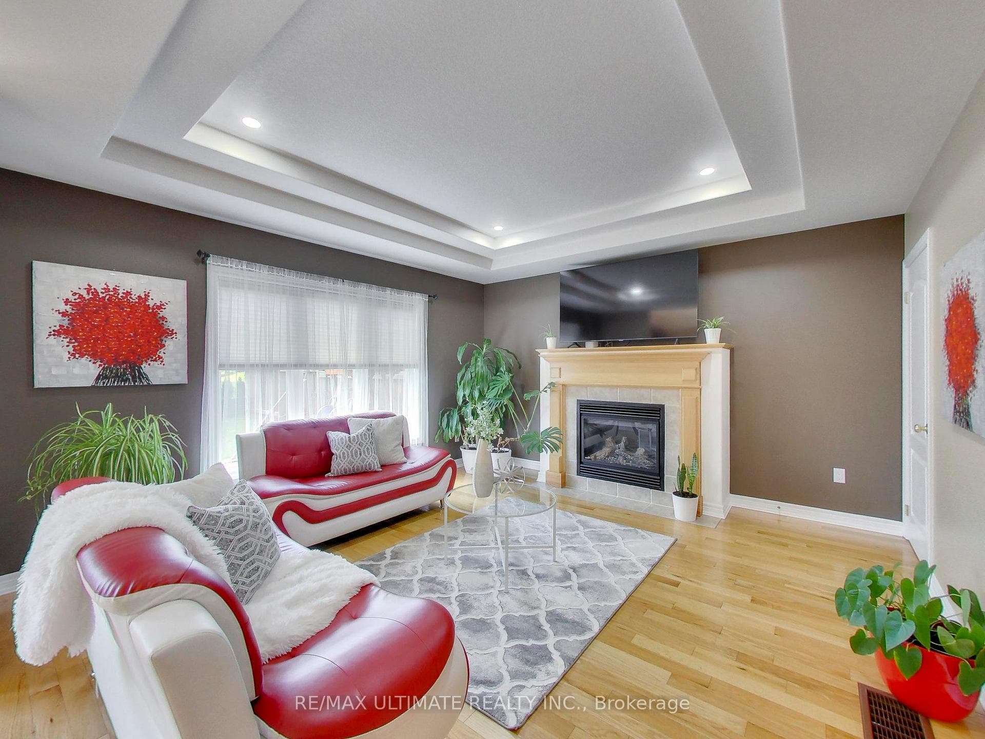 152 Gray Avenue photo 4