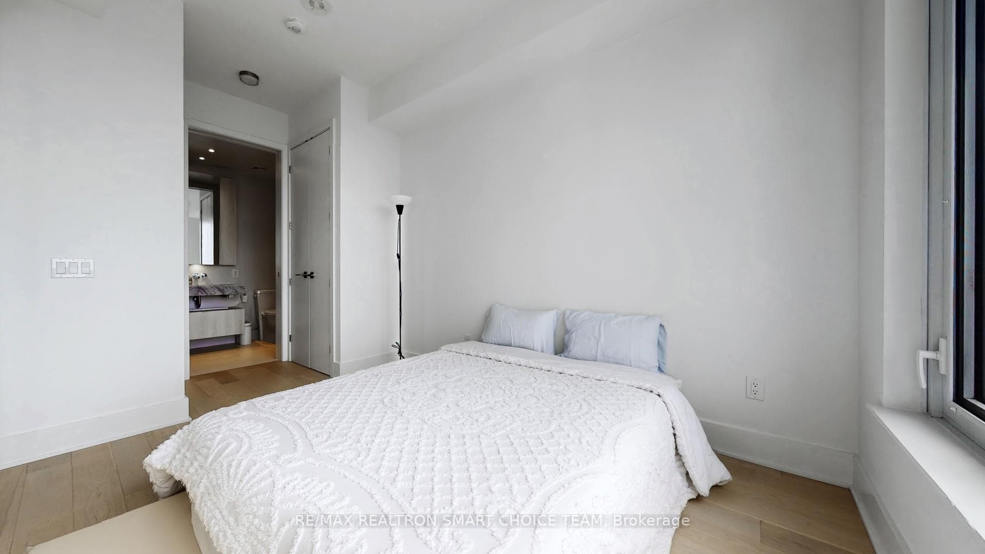 11 Yorkville Avenue Unit 5002 - Unfurnished photo 26